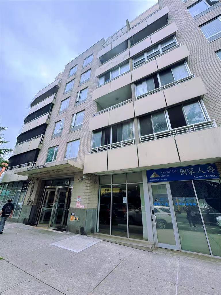 #2 photo, 132-03 Sanford Avenue, クイーンズ区 Flushing , NY 11355