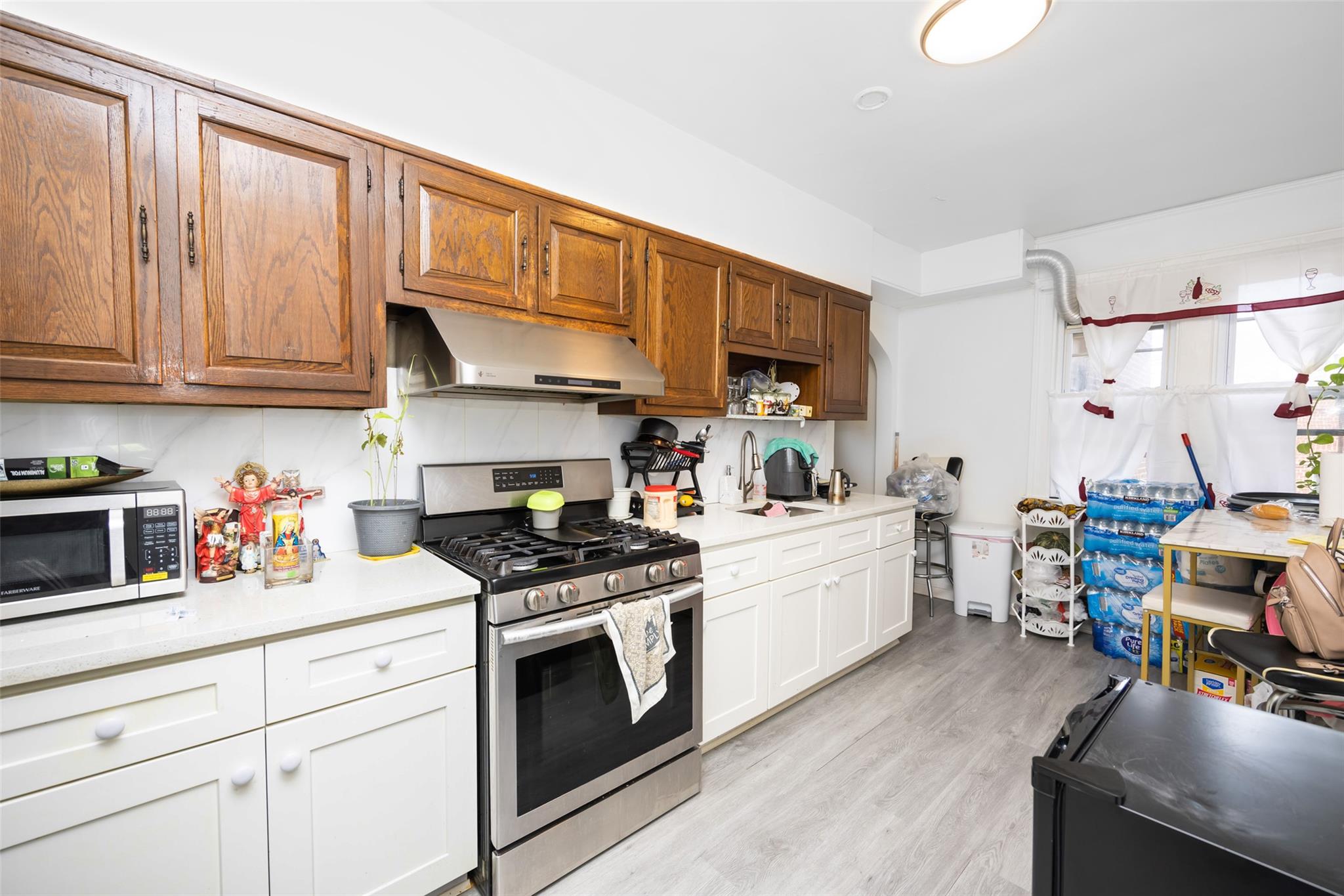 #4 photo, 154-39 64 Avenue, 法拉盛 Flushing , NY 11367