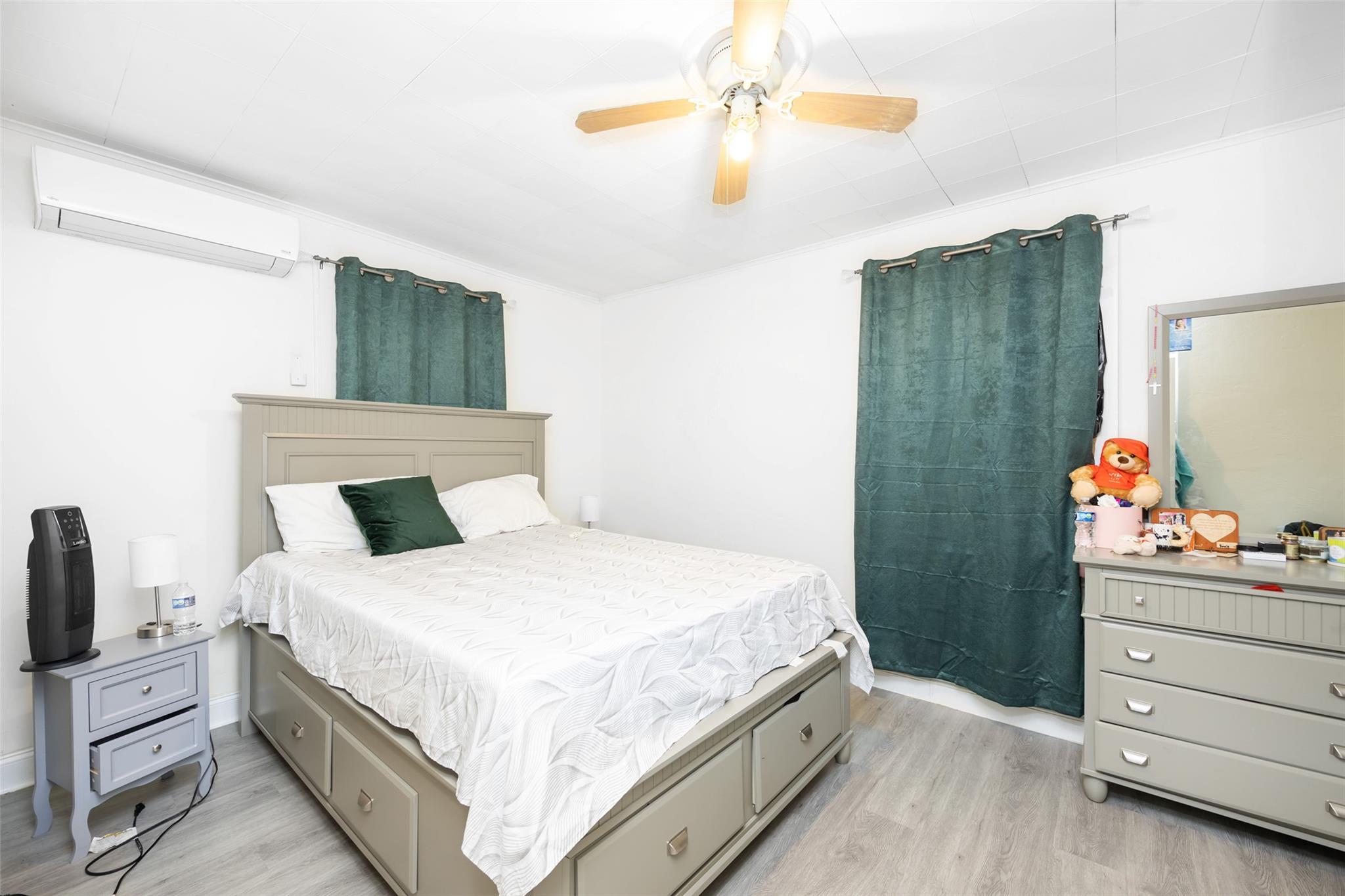 #8 photo, 154-39 64 Avenue, 法拉盛 Flushing , NY 11367