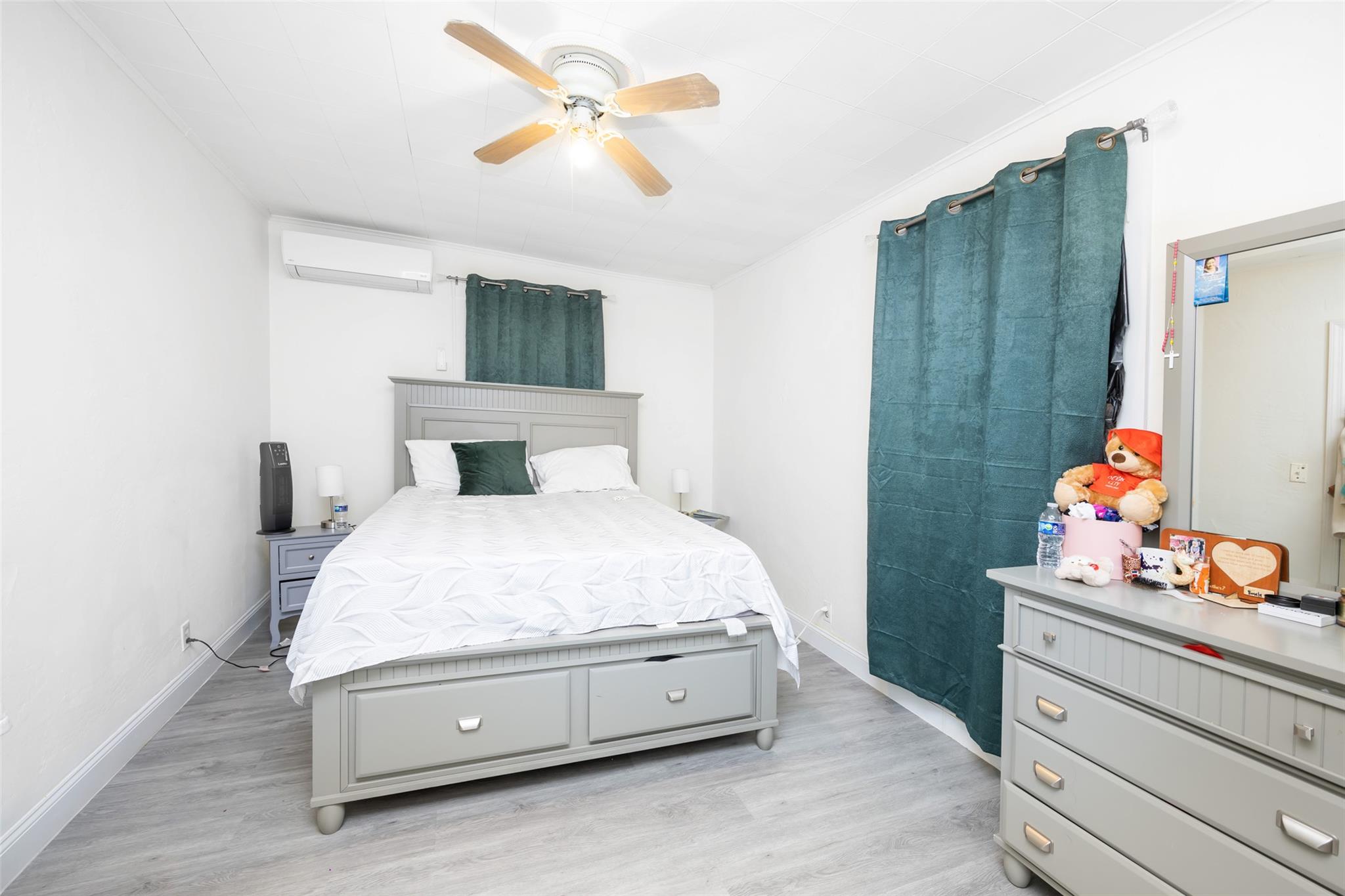 #9 photo, 154-39 64 Avenue, 法拉盛 Flushing , NY 11367