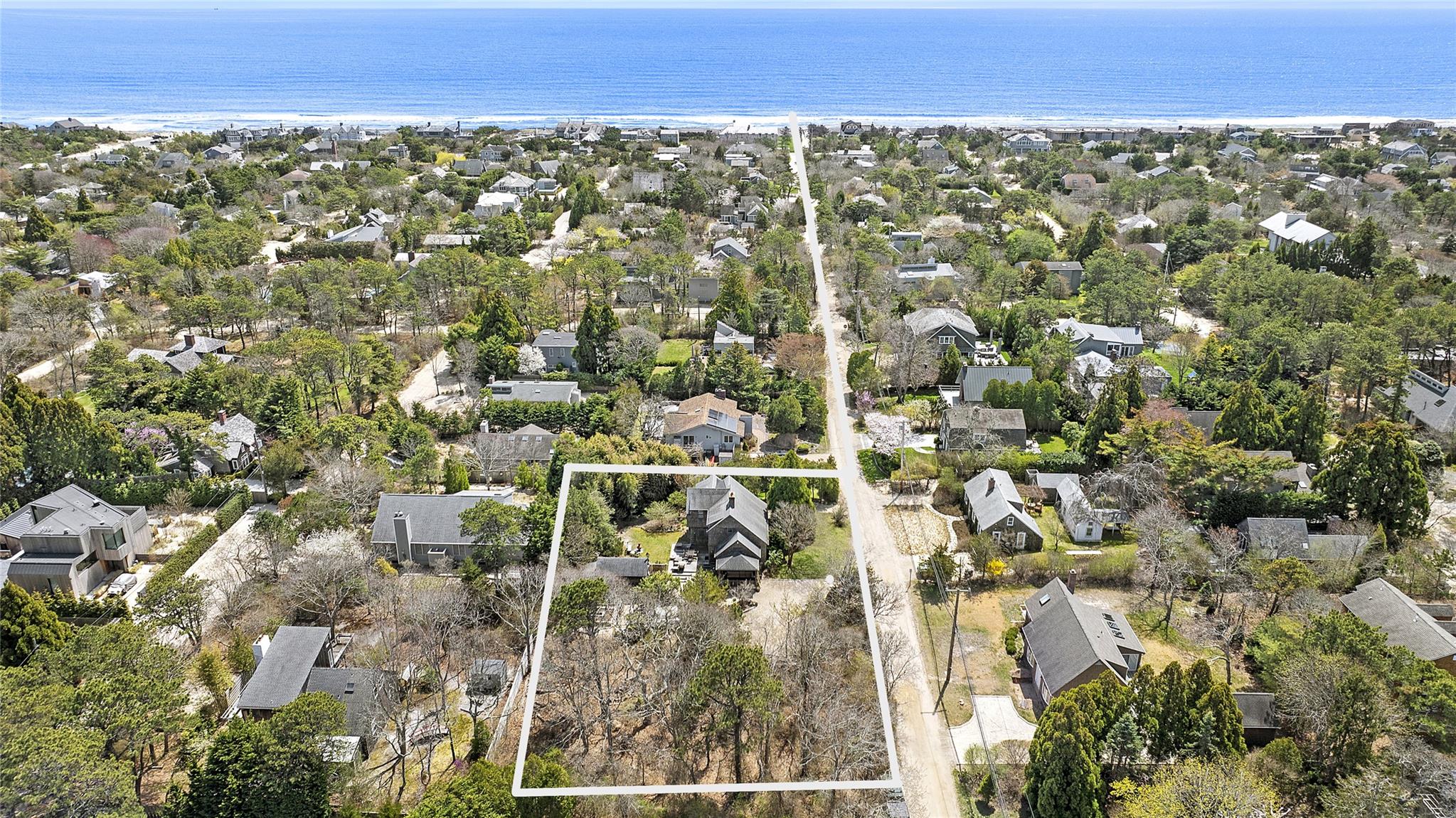 #20 photo, 25 Gardiner Drive, Amagansett , NY 11930