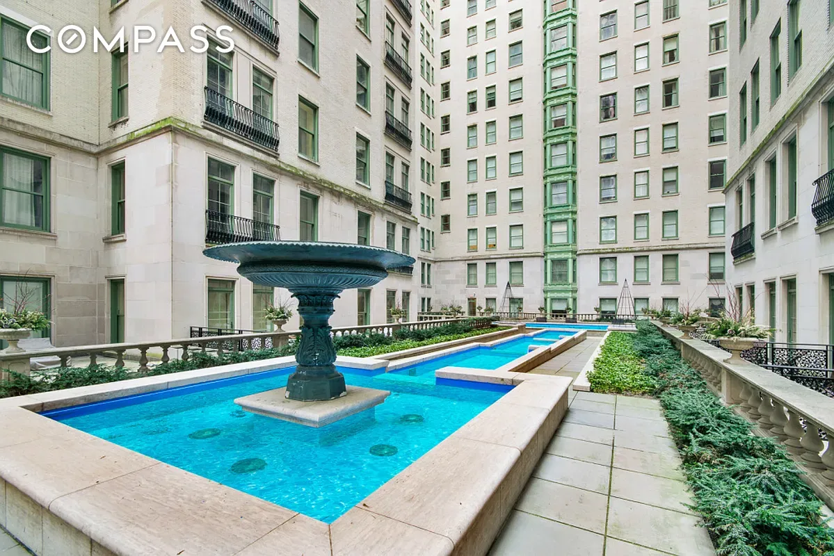 #20 photo, 1 Central Park S, マンハッタン Central Park South , NY 10019