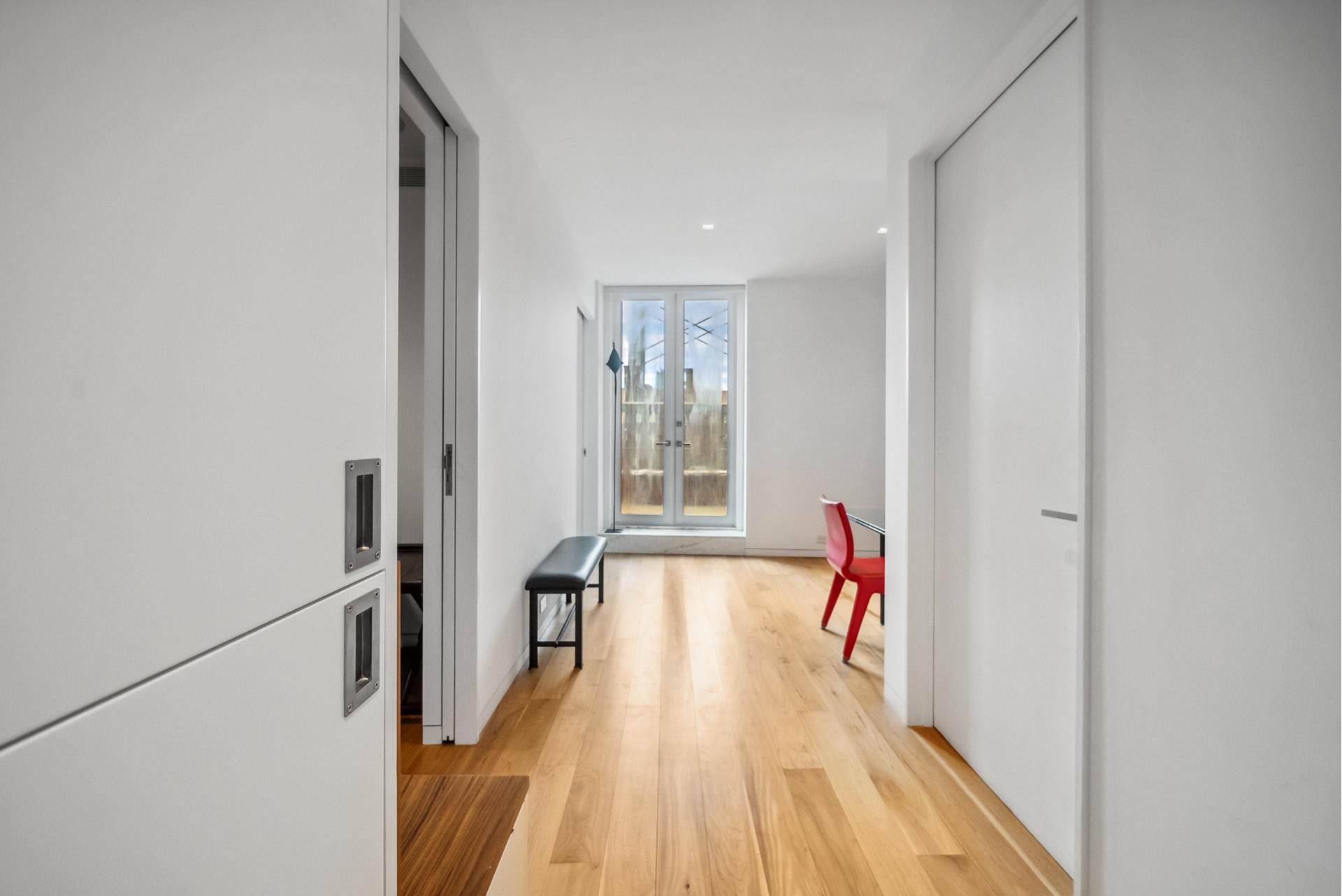 #17 photo, 240 CENTRE Street, マンハッタン Little Italy , NY 10013