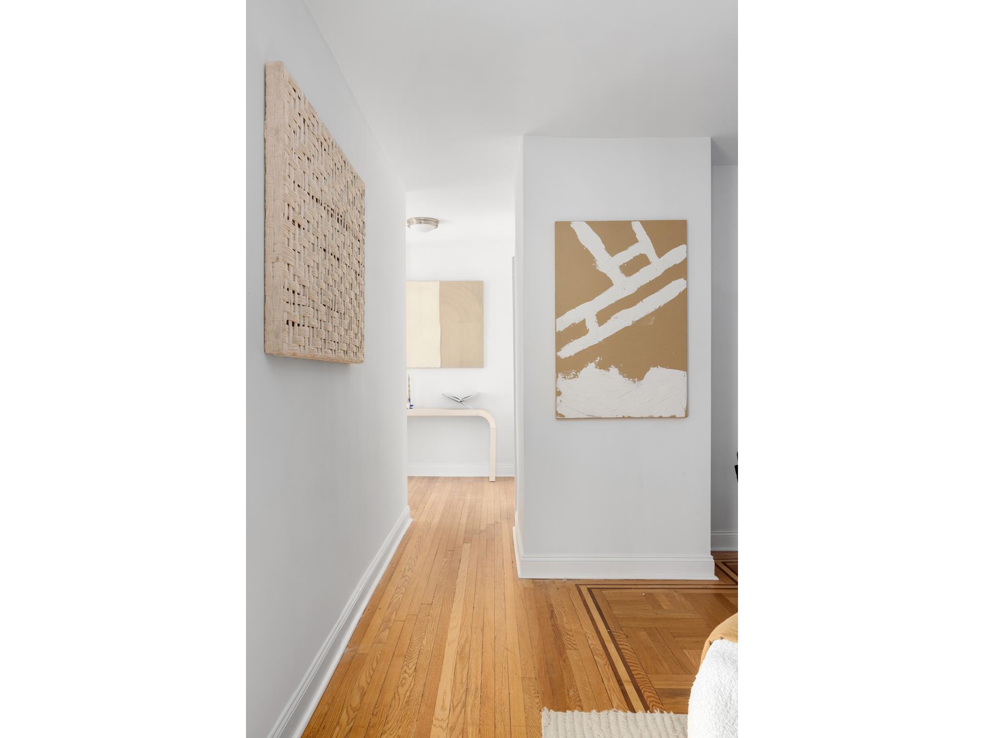 #11 photo, 99 E 4TH Street, マンハッタン East Village , NY 10003