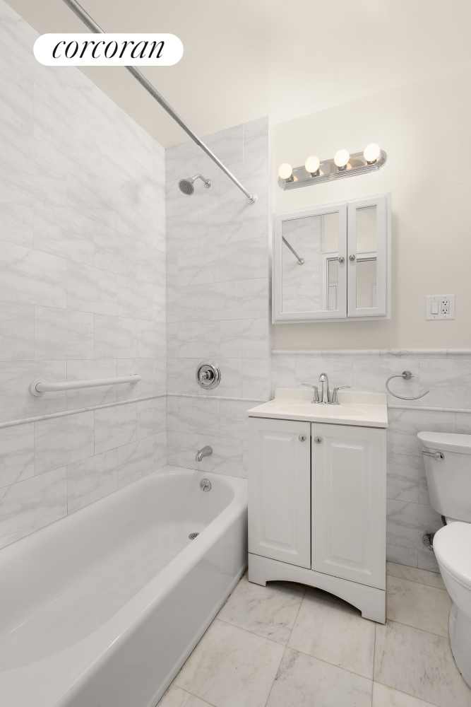 #6 photo, 29 W 65TH Street, マンハッタン Lincoln Square , NY 10023