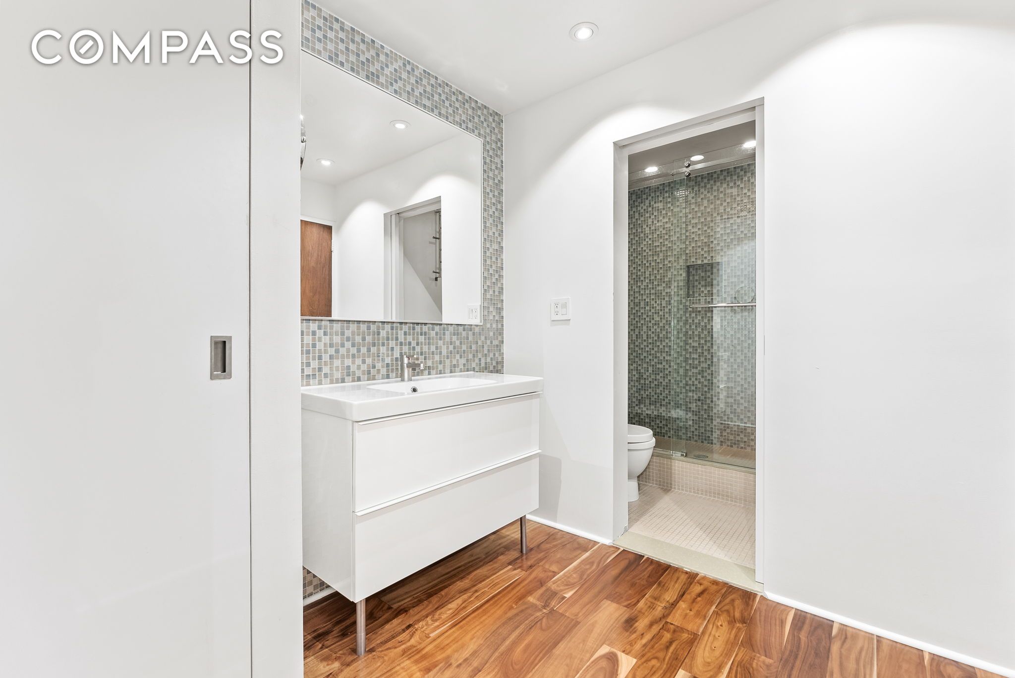 #9 photo, 310 E 46th Street, マンハッタン Midtown East , NY 10017