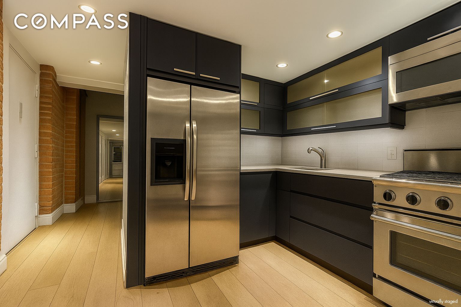 #4 photo, 300 E 4th Street, マンハッタン East Village , NY 10009