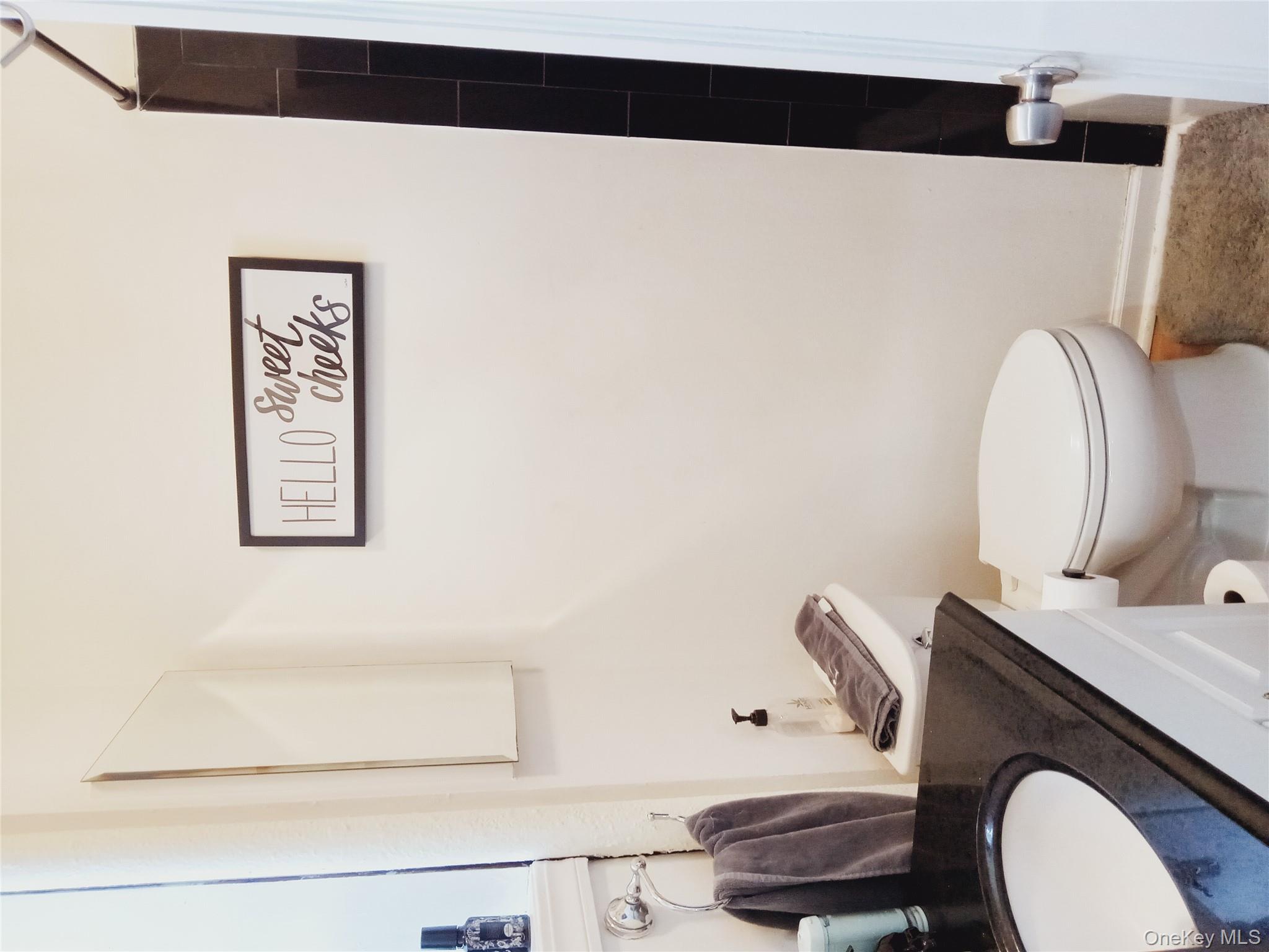 #10 photo, 4784 Boston Post Road, Pelham , NY 10803