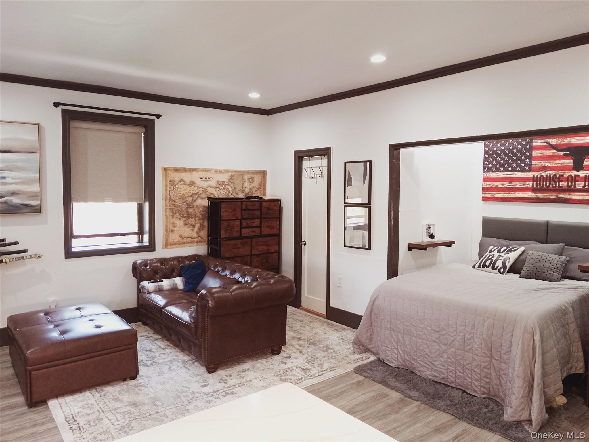 #6 photo, 4784 Boston Post Road, Pelham , NY 10803