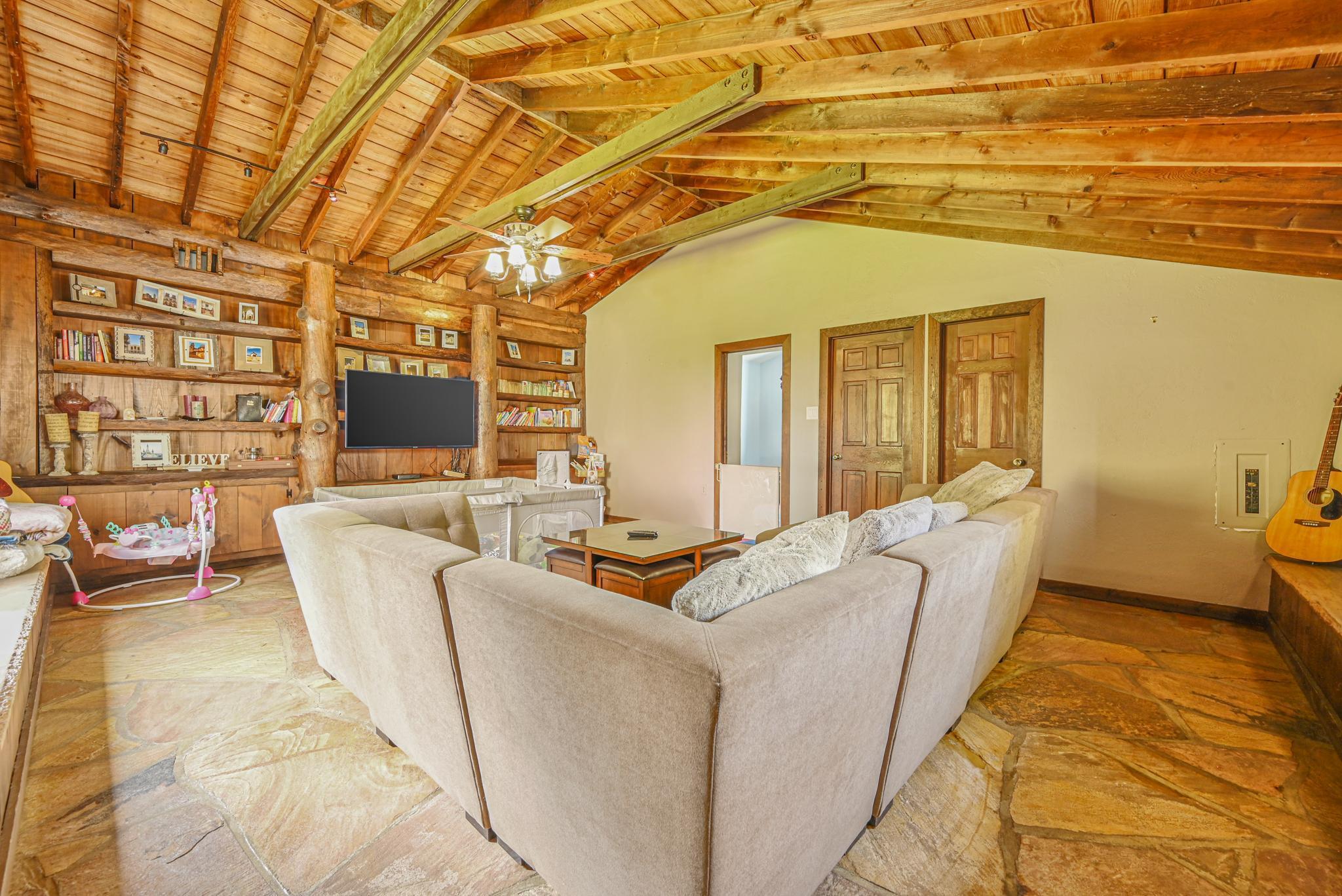 #12 photo, 527 Deer Park Avenue, Dix Hills , NY 11746-5207