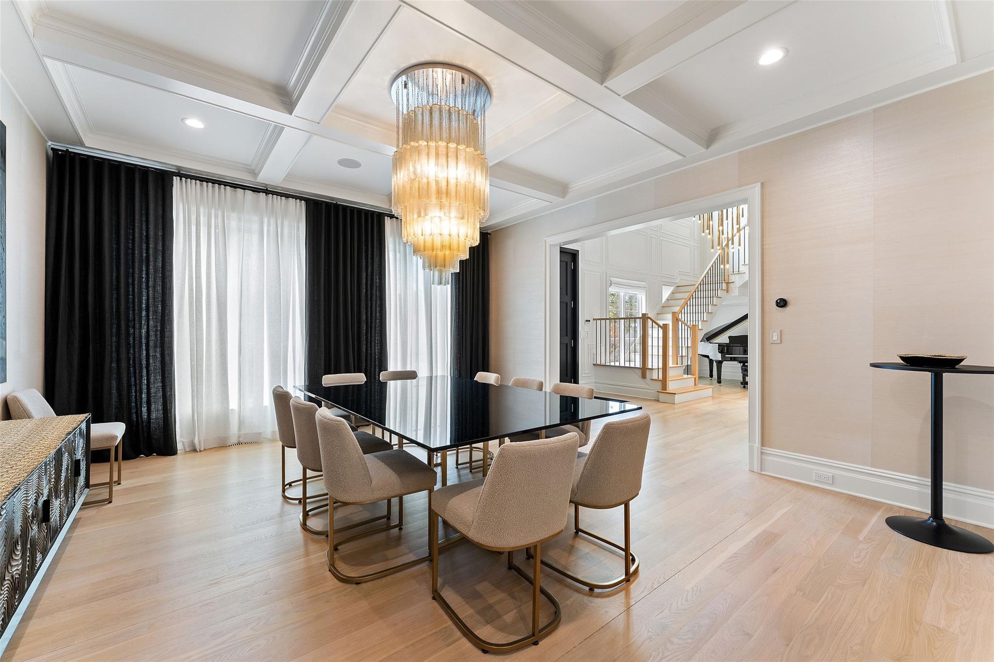 #16 photo, 17 Oxford Road, Scarsdale , NY 10583