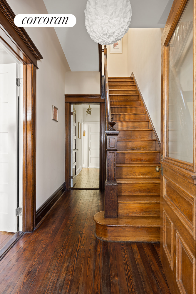 #6 photo, 34 SEELEY Street, Бруклин ‖ Windsor Terrace , NY 11218