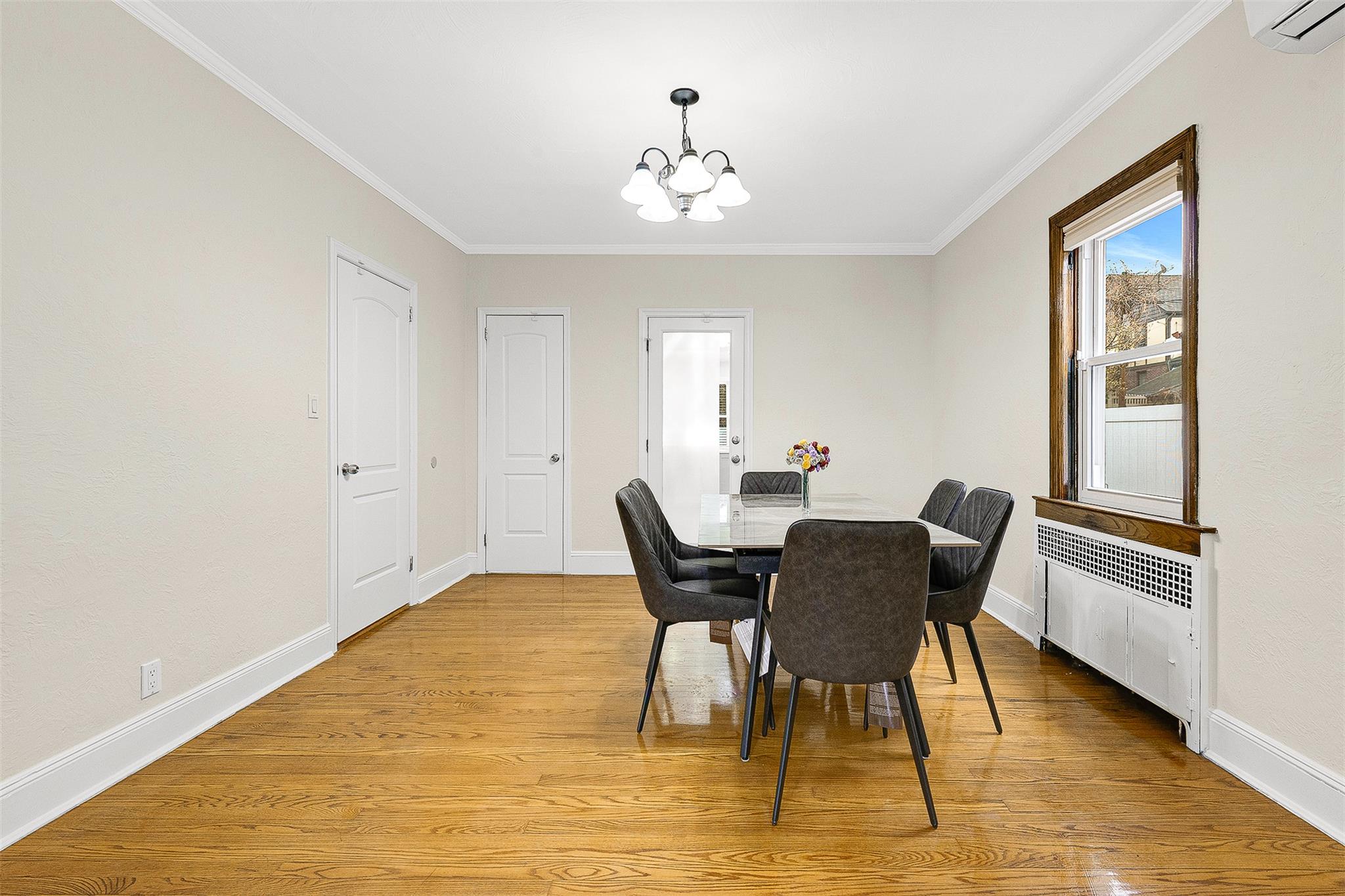 #8 photo, 29-31 170 Street, Куинс ‖ Flushing , NY 11358