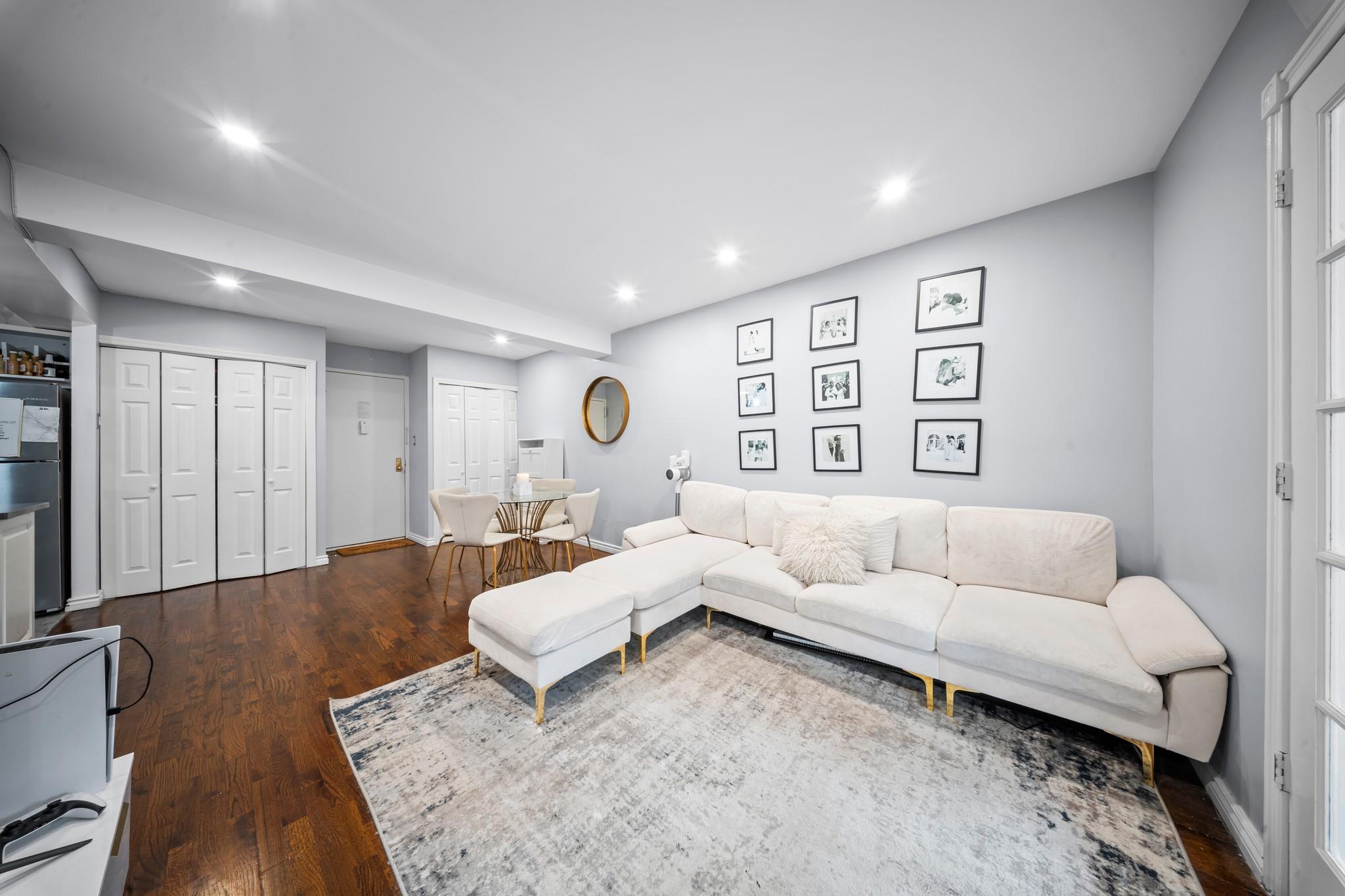 #6 photo, 5803 Calloway Street, كوينز Corona , NY 11368