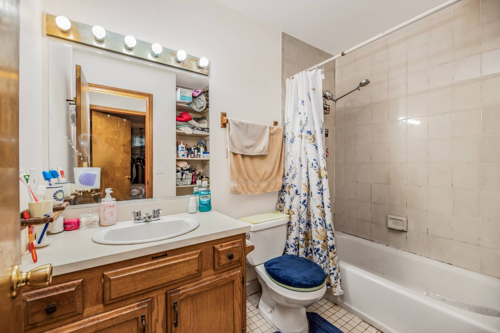 #13 photo, 764 Warburton Ave, Yonkers , NY 10701