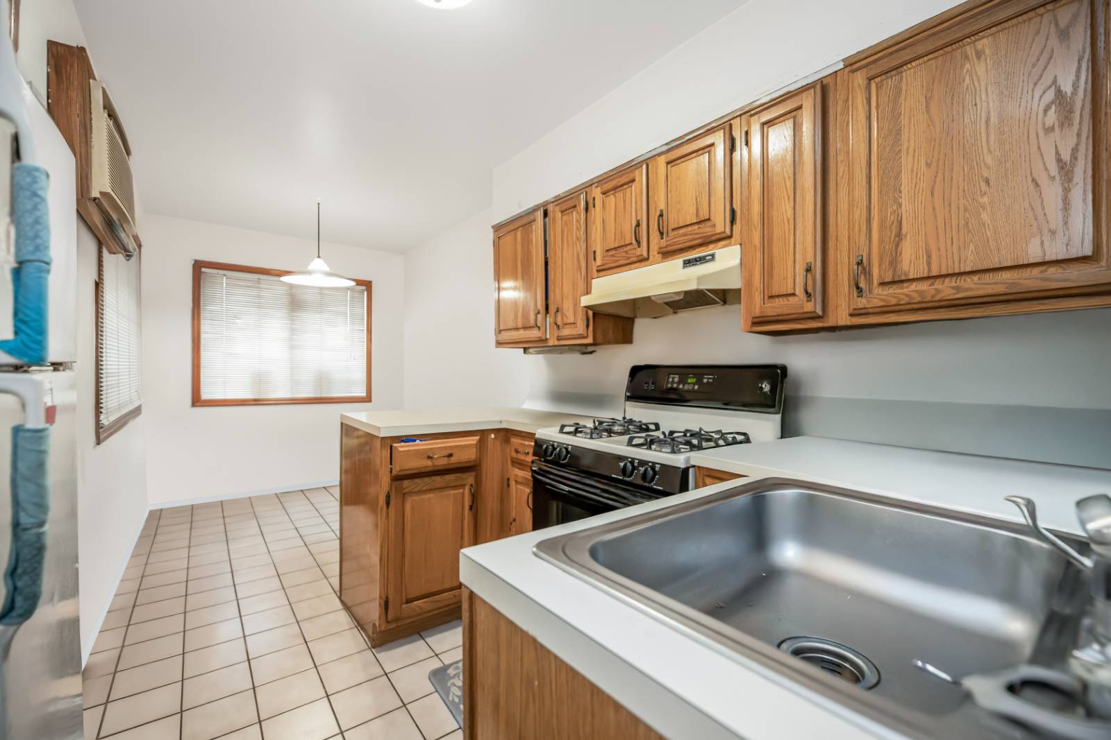 #16 photo, 764 Warburton Ave, Yonkers , NY 10701