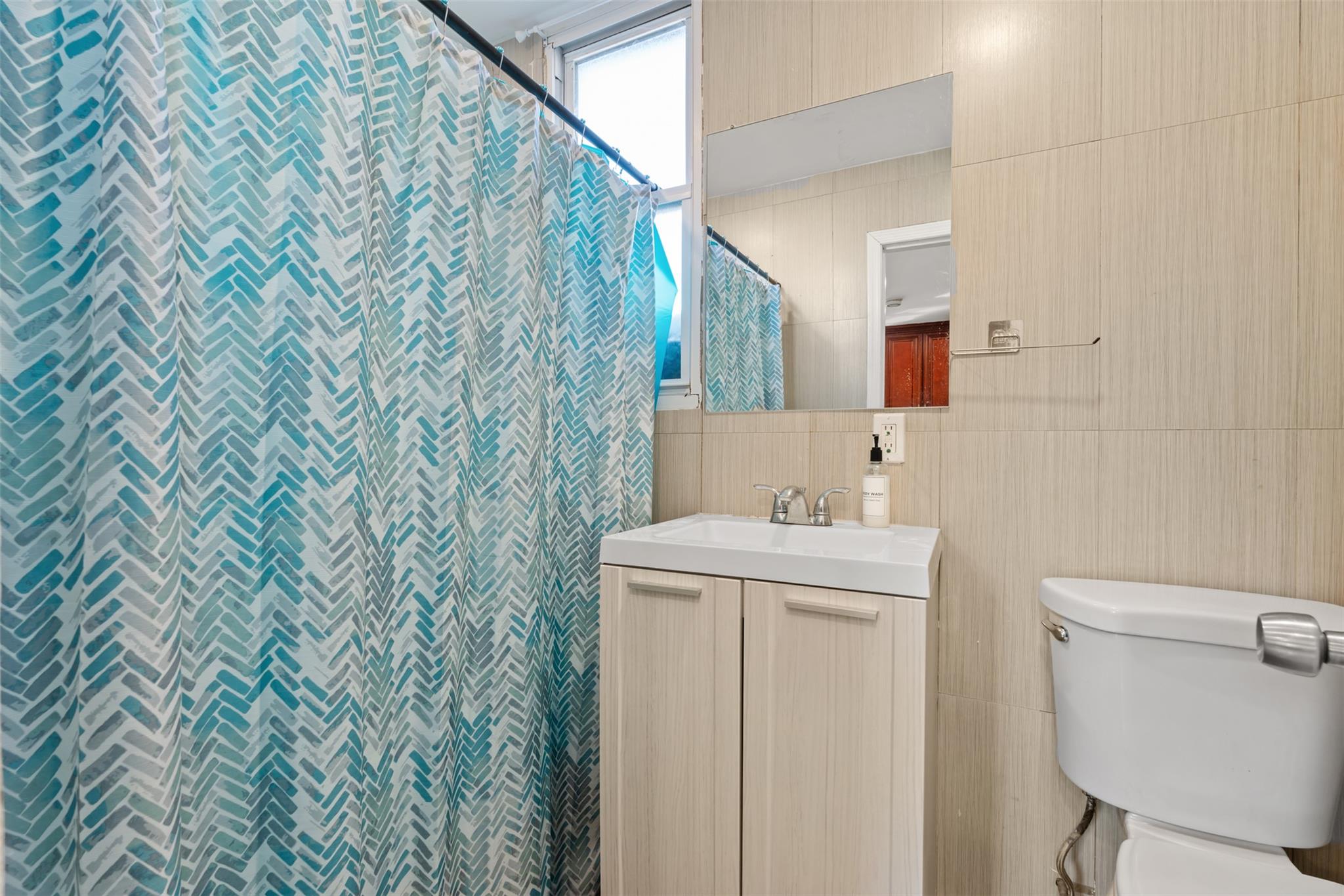 #13 photo, 4392 Park Avenue, ブロンクス区 Bronx , NY 10457