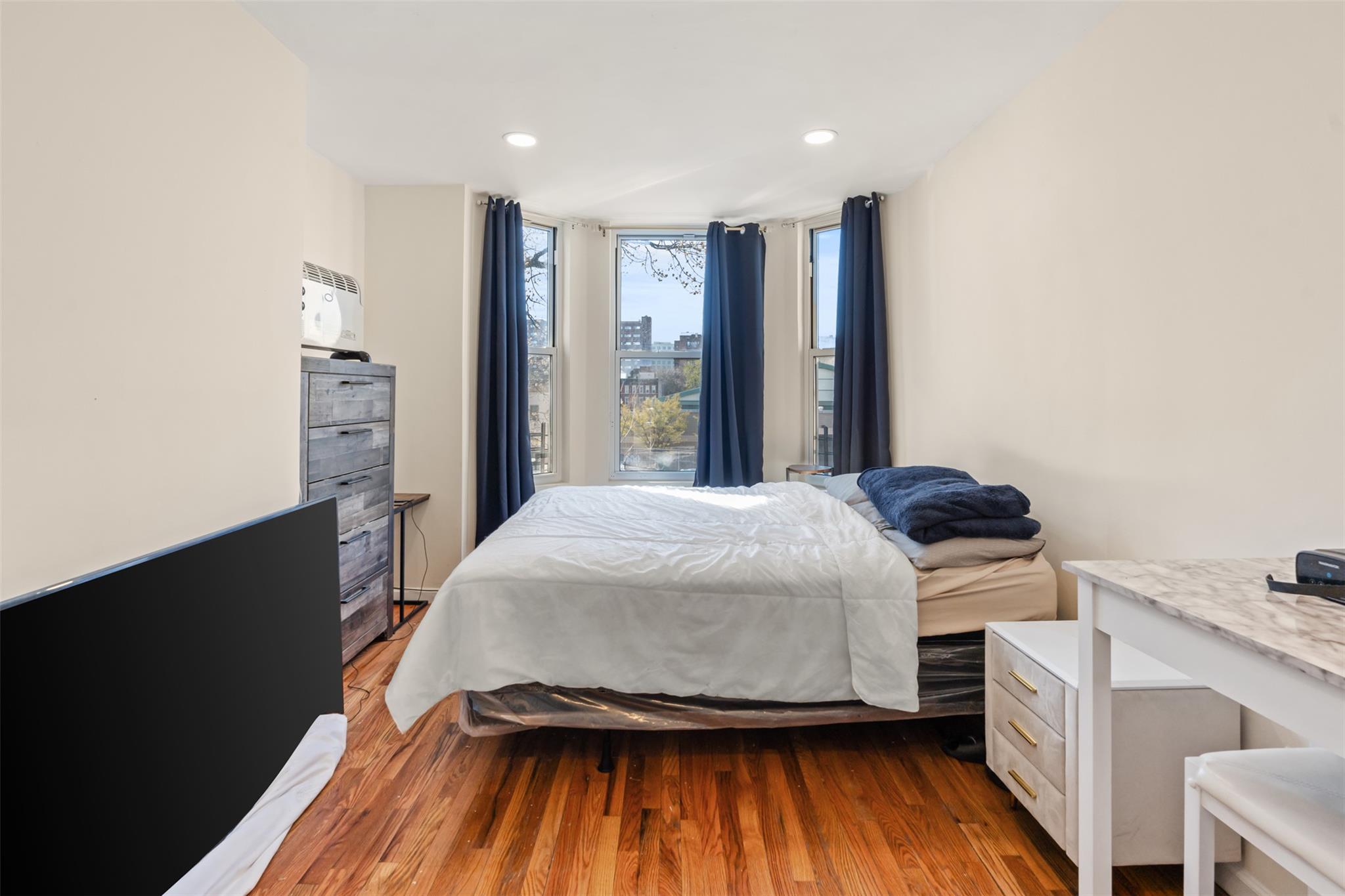 #7 photo, 4392 Park Avenue, ブロンクス区 Bronx , NY 10457