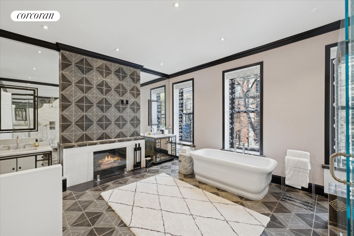 #16 photo, 132 E 62ND Street, Lenox Hill , NY 10065