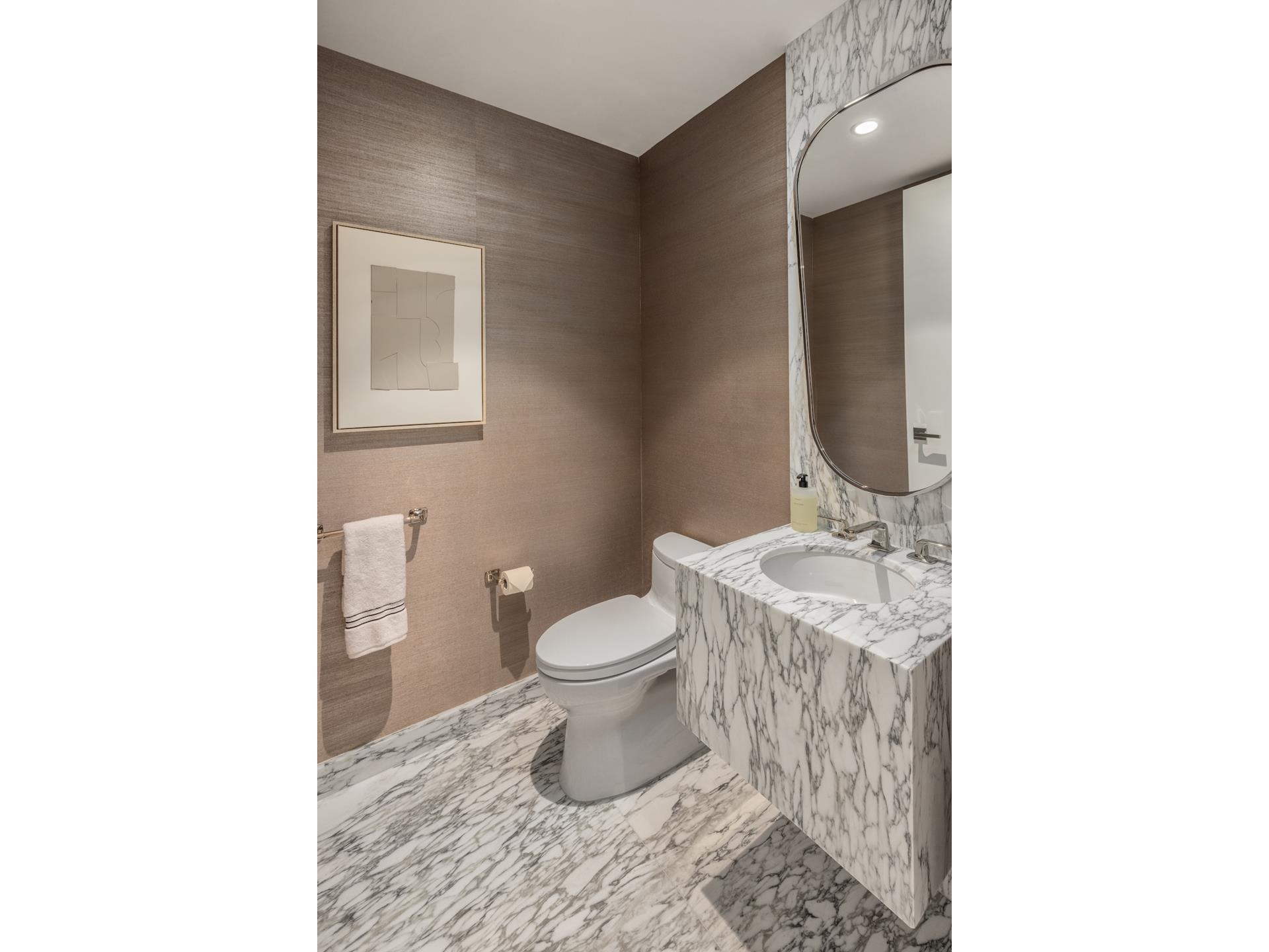 #20 photo, 50 W 66TH Street, マンハッタン Lincoln Square , NY 10023