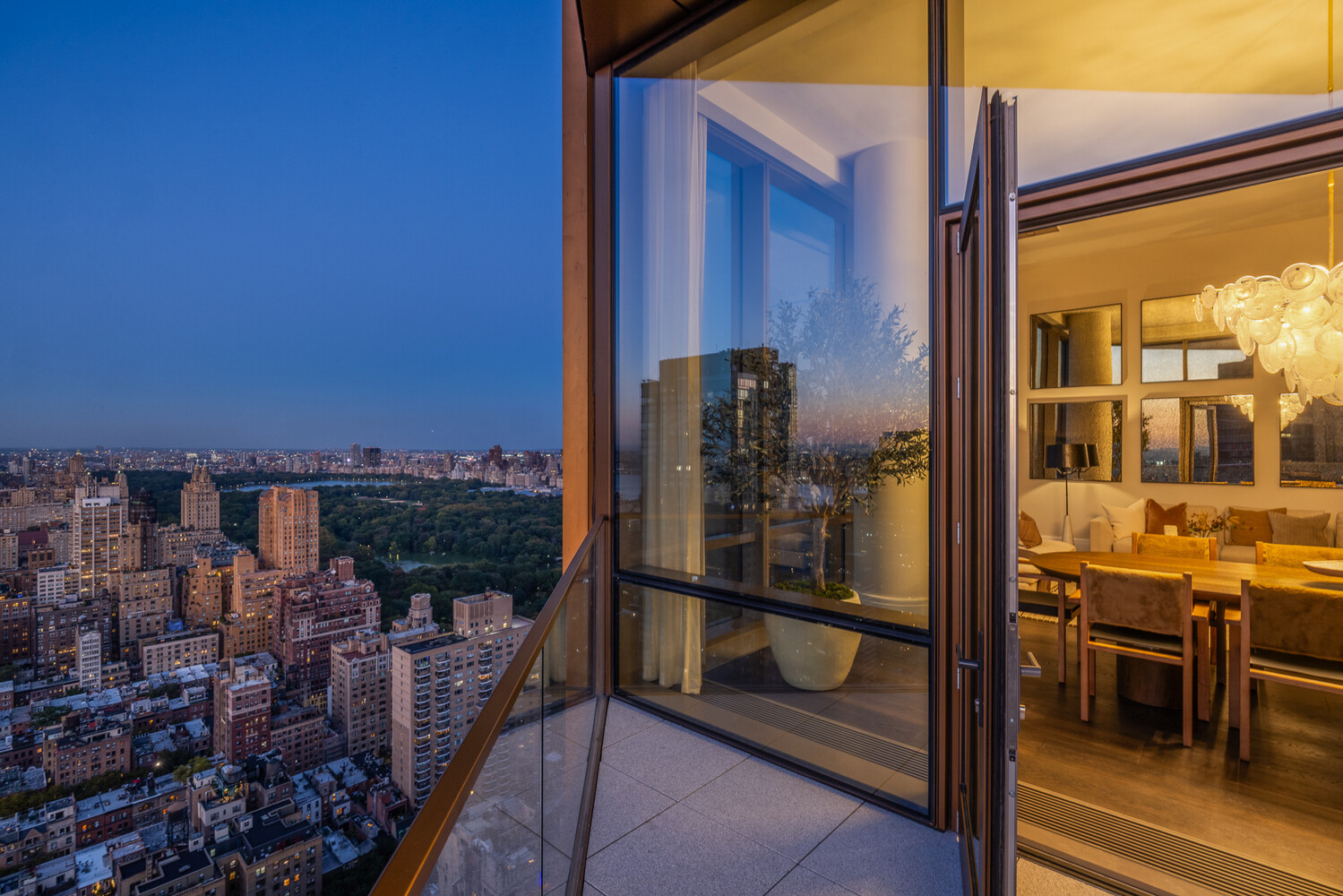 #14 photo, 50 W 66TH Street, マンハッタン Lincoln Square , NY 10023