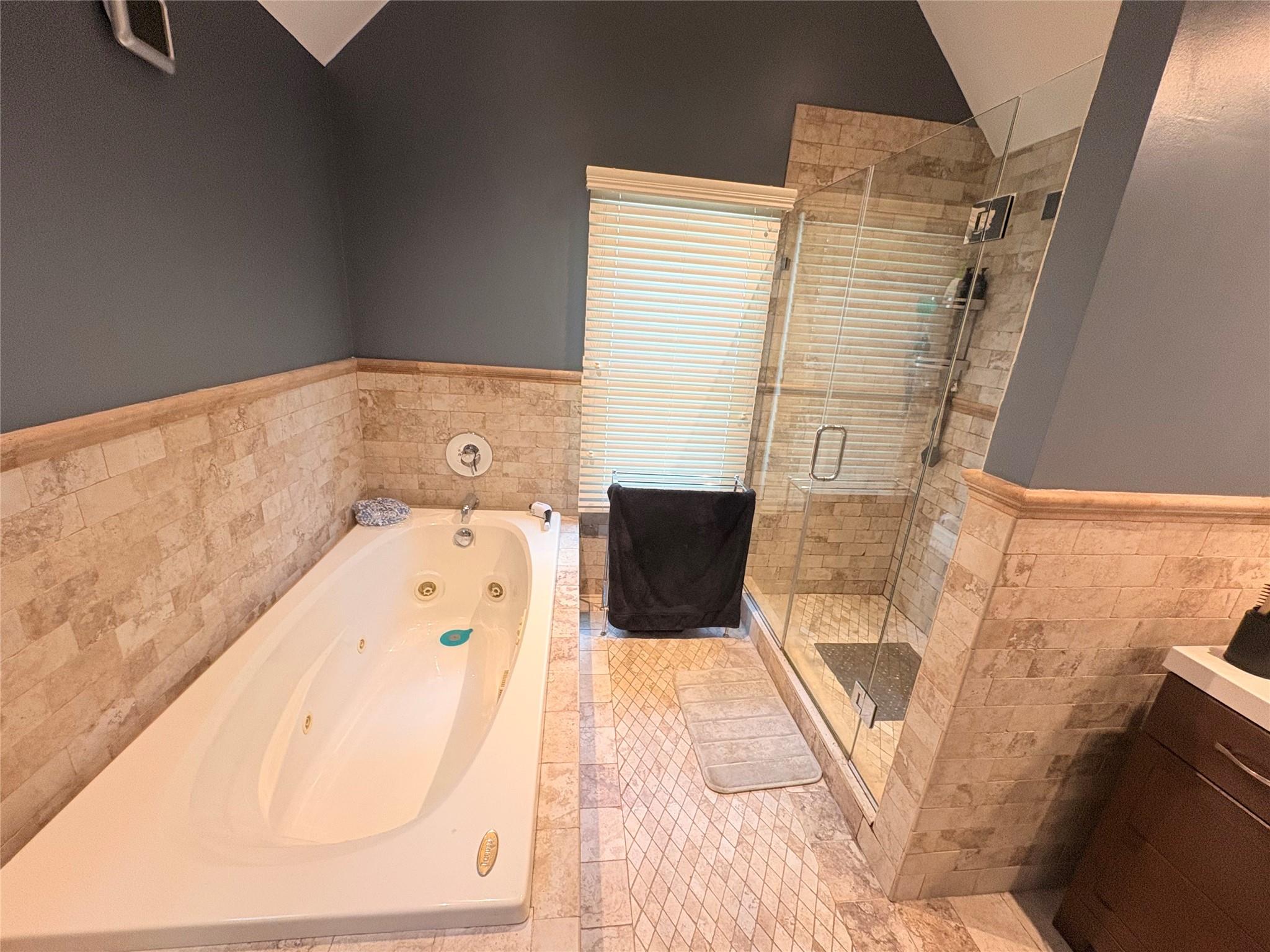 #13 photo, 722 Palmetto Drive, 長島 Franklin Square , NY 11010