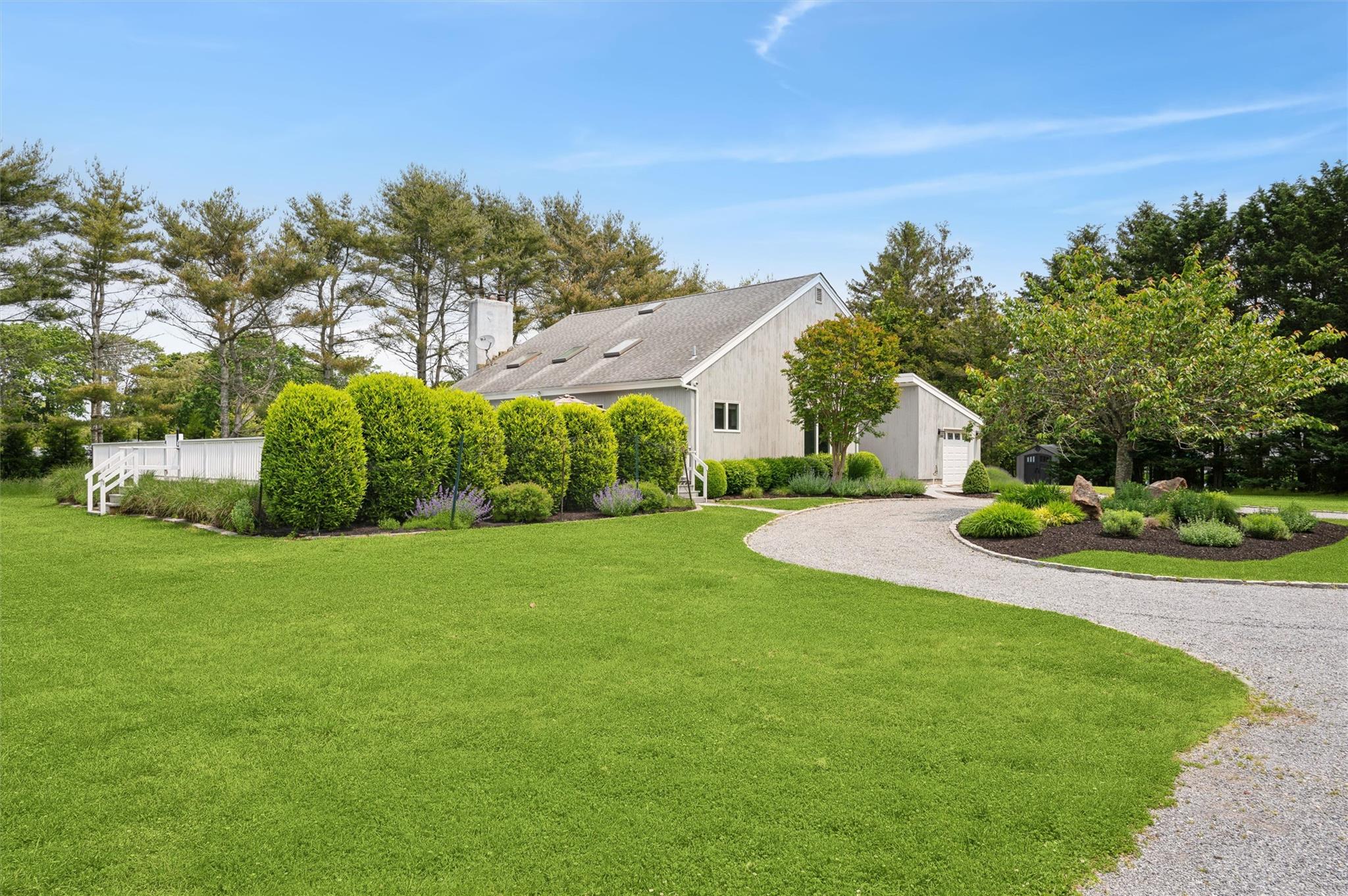 #14 photo, 39 Tanners Neck Lane, サフォーク郡 Westhampton , NY 11977