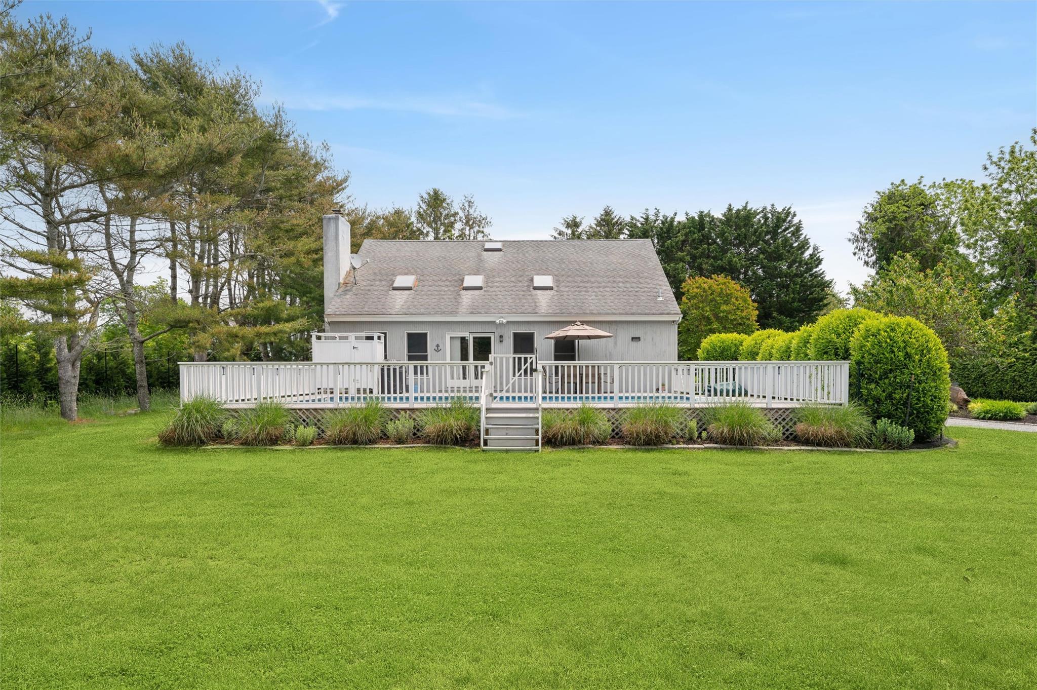 #17 photo, 39 Tanners Neck Lane, サフォーク郡 Westhampton , NY 11977