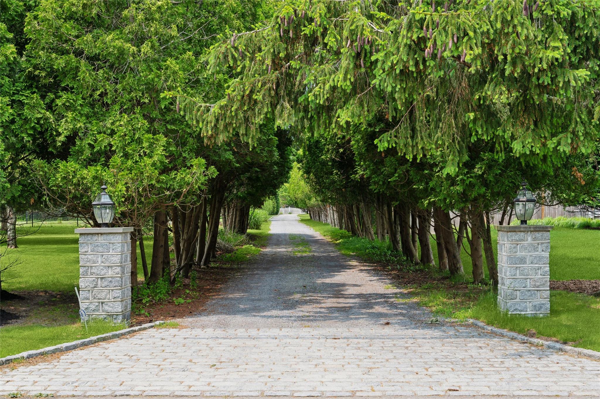 #18 photo, 39 Tanners Neck Lane, サフォーク郡 Westhampton , NY 11977