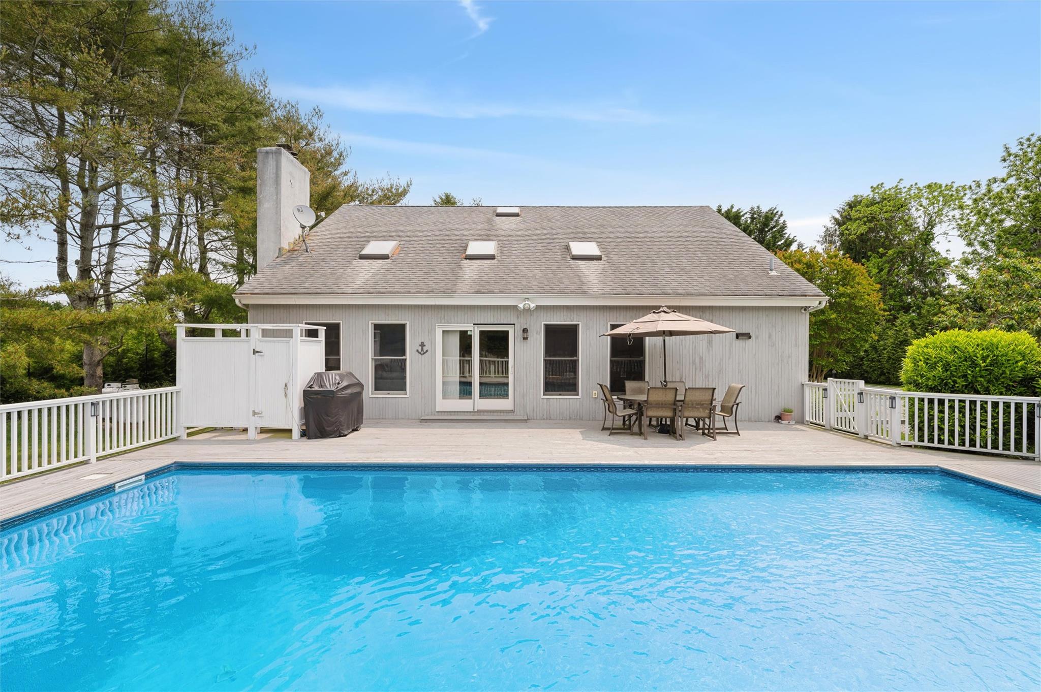 #2 photo, 39 Tanners Neck Lane, サフォーク郡 Westhampton , NY 11977