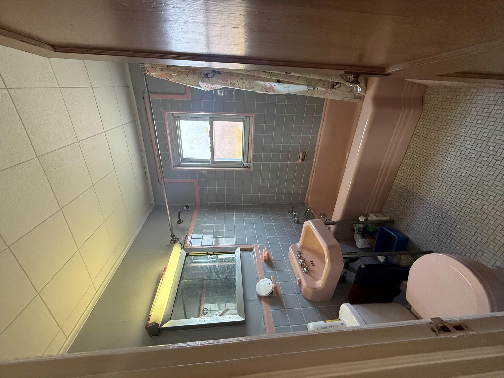 #10 photo, 122-05 133rd Avenue, South Ozone Park , NY 11420