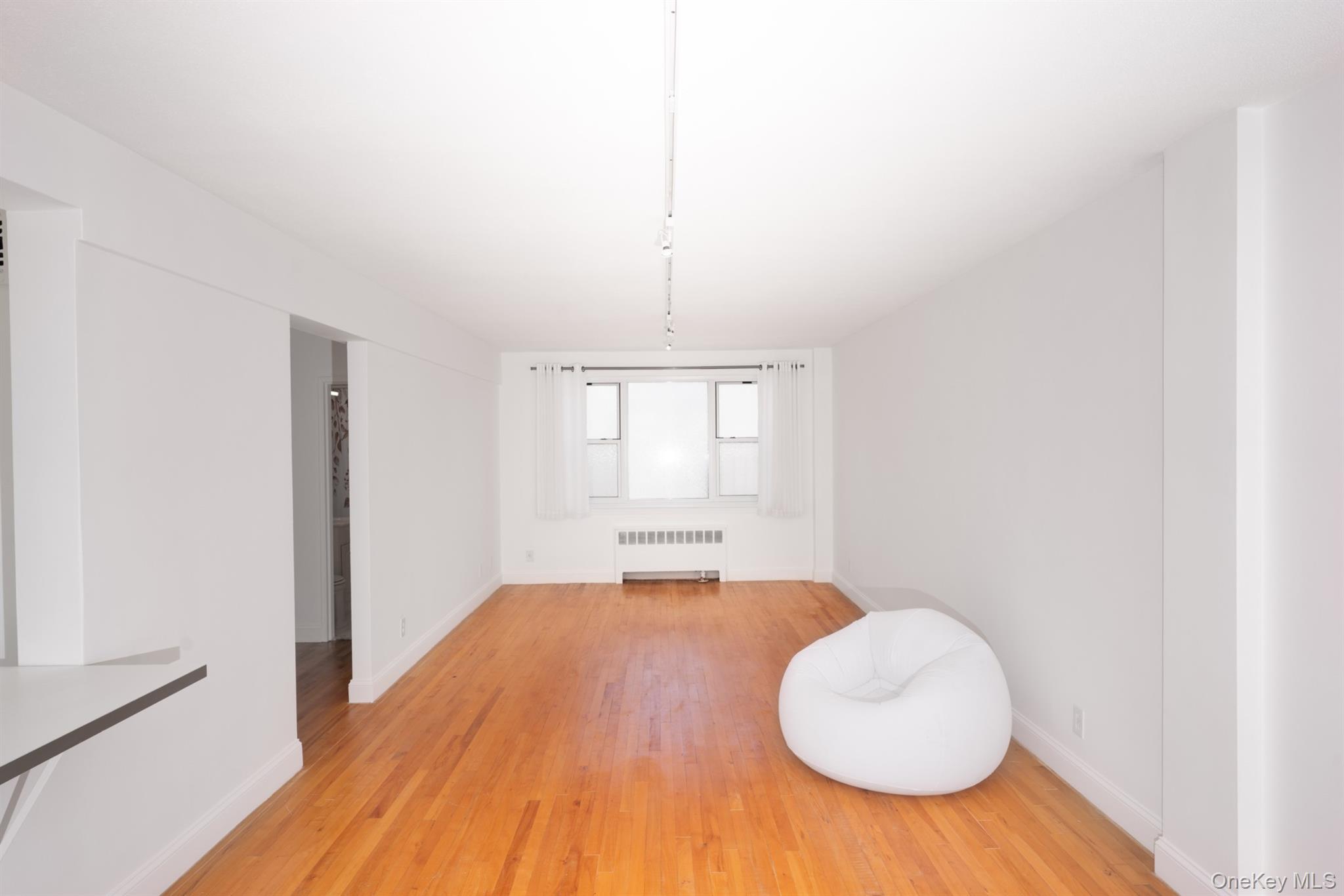 #4 photo, 279 N Broadway, Yonkers , NY 10701