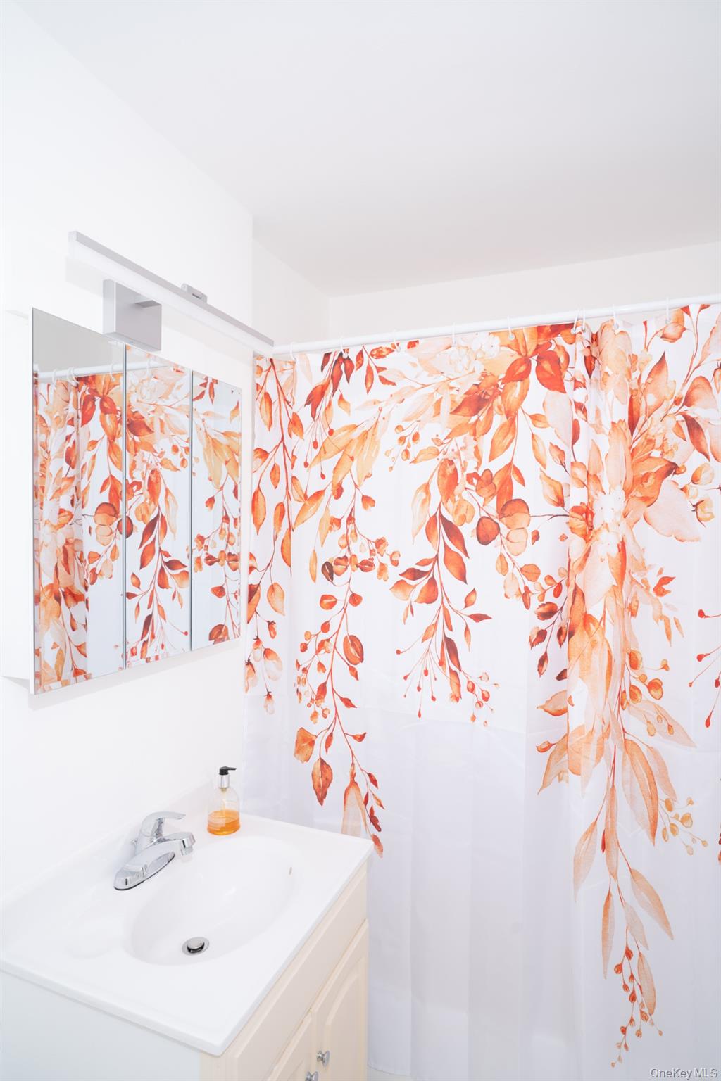 #7 photo, 279 N Broadway, Yonkers , NY 10701