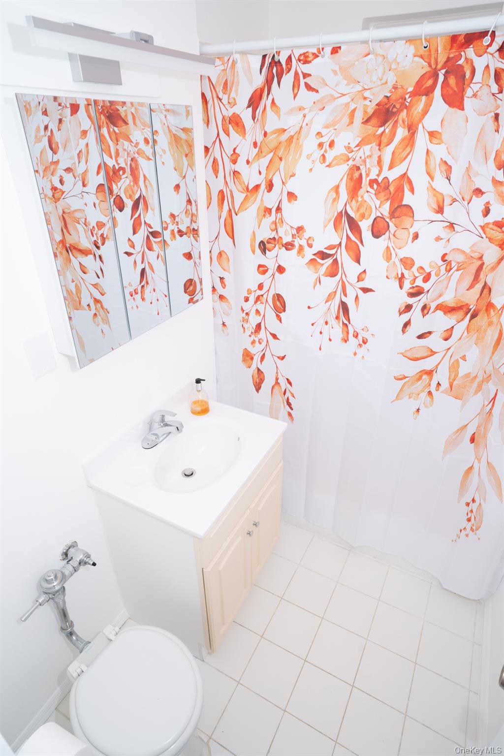 #8 photo, 279 N Broadway, Yonkers , NY 10701