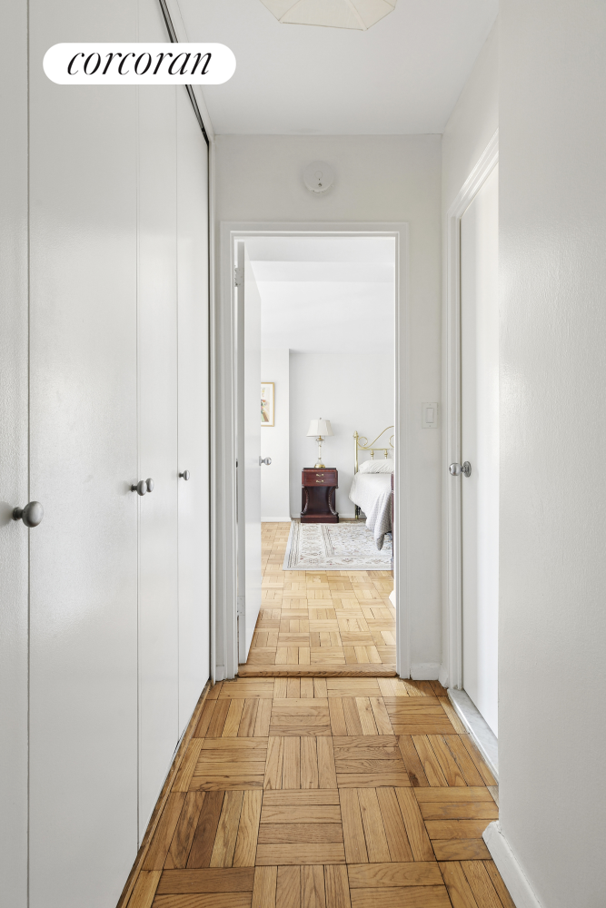 #10 photo, 15 W 72ND Street, マンハッタン Upper West Side , NY 10023