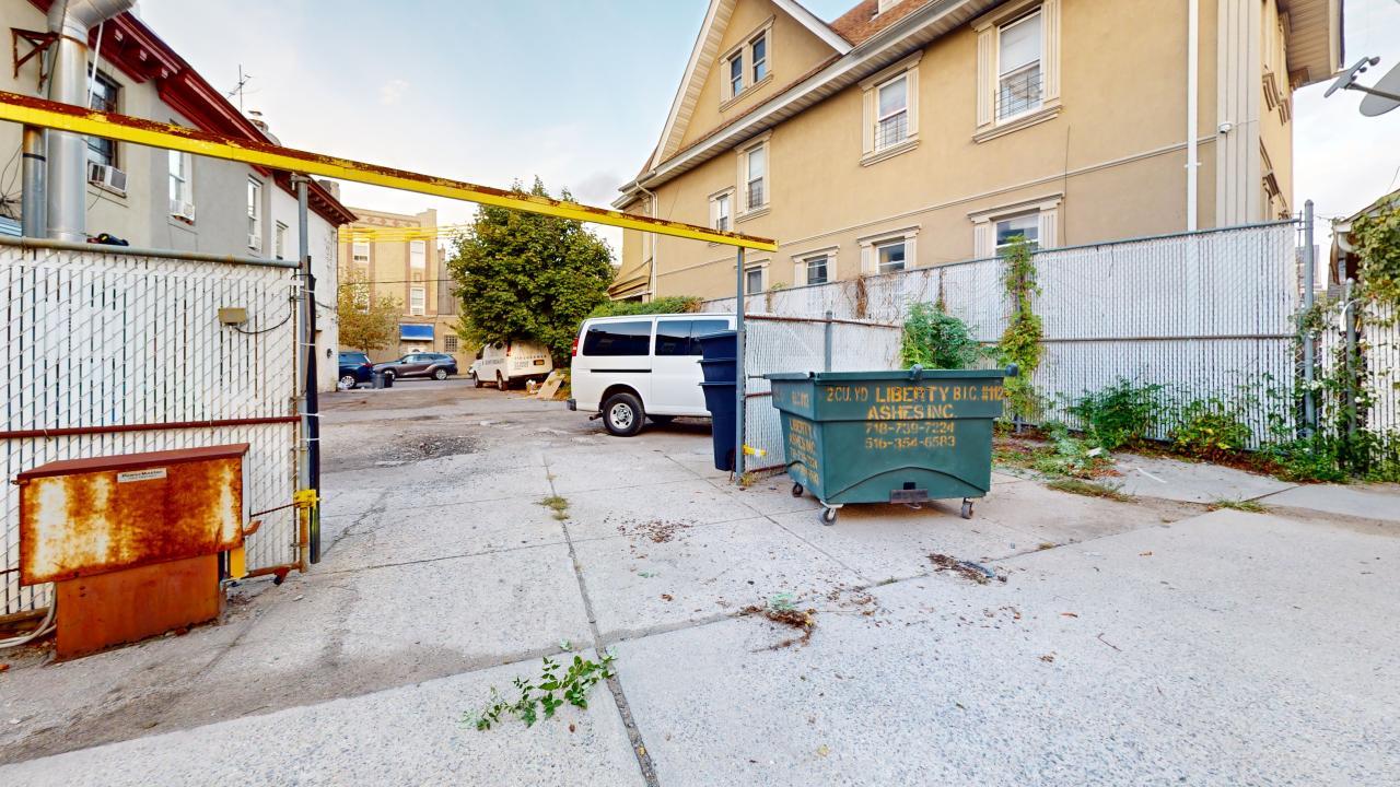 #12 photo, 105-09 Jamaica Avenue, クイーンズ区 Richmond Hill , NY 11418