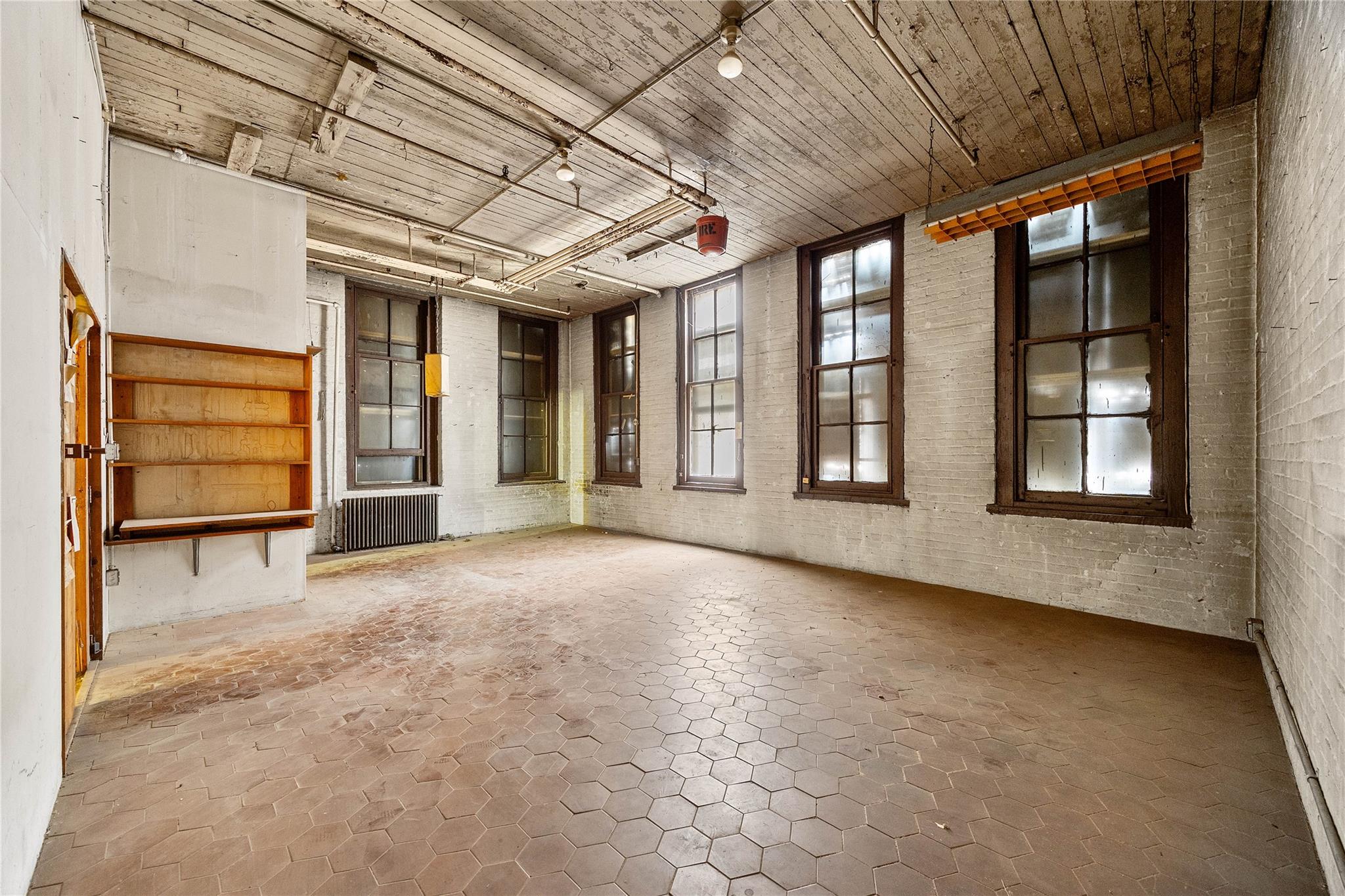 #15 photo, 465 W Broadway, Манхэттен ‖ New York (Manhattan) , NY 10012