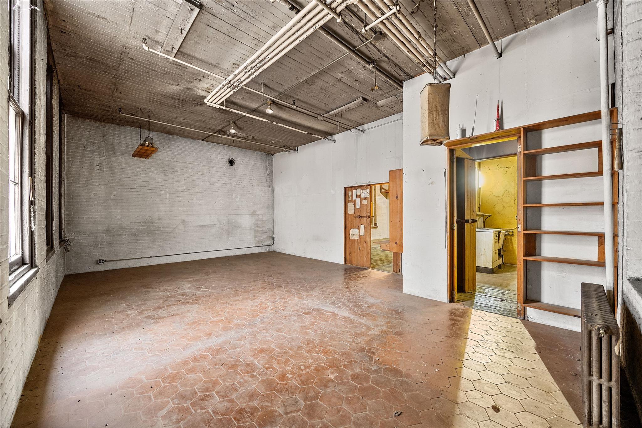 #16 photo, 465 W Broadway, Манхэттен ‖ New York (Manhattan) , NY 10012