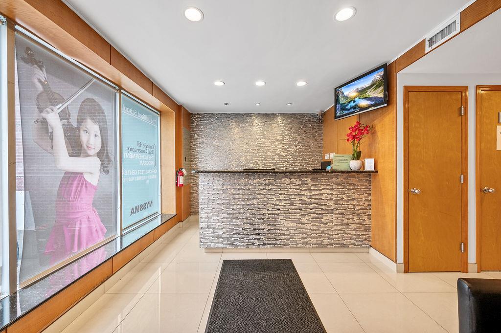 #4 photo, 43-07 162 Street, Flushing , NY 11358