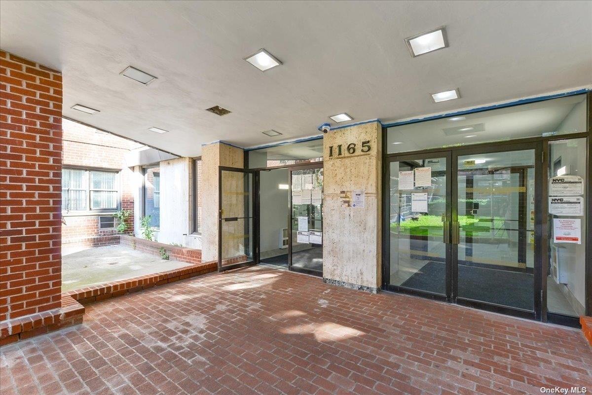 #2 photo, 1165 E 54th Street, ブルックリン区 Brooklyn , NY 11234