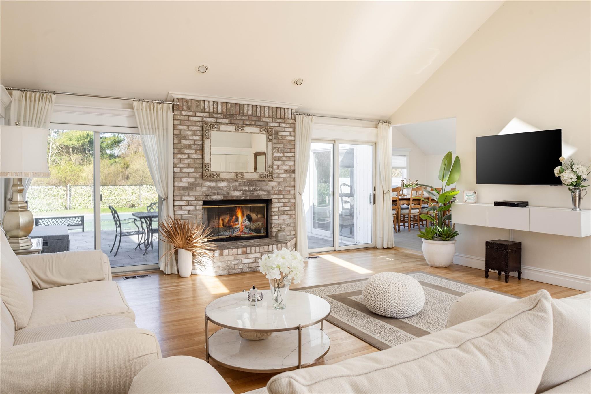 #4 photo, 3 Clay Pit Road, サフォーク郡 Remsenburg , NY 11960