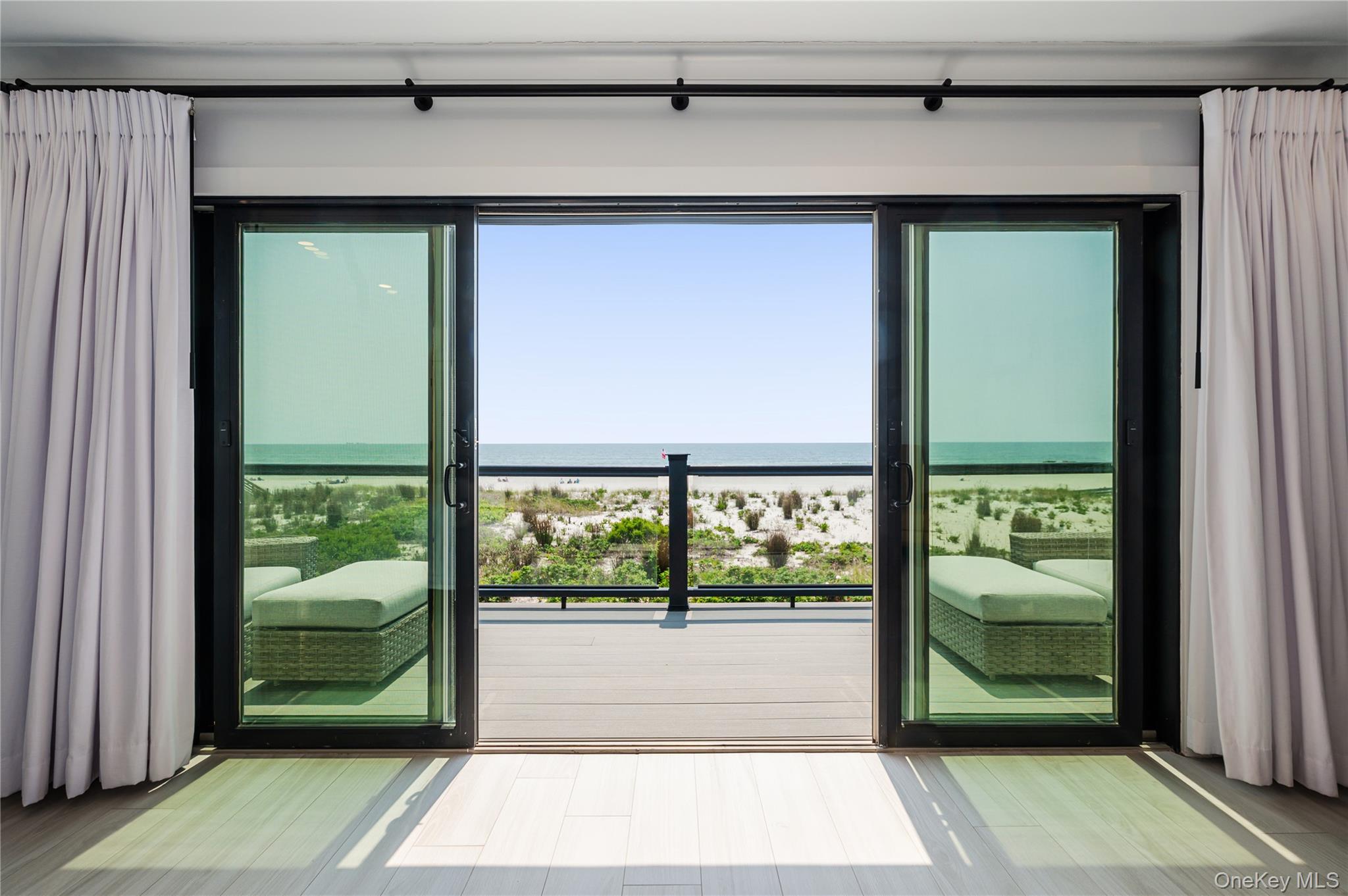 #10 photo, 923 Oceanfront, ナッソー郡 Long Beach , NY 11561