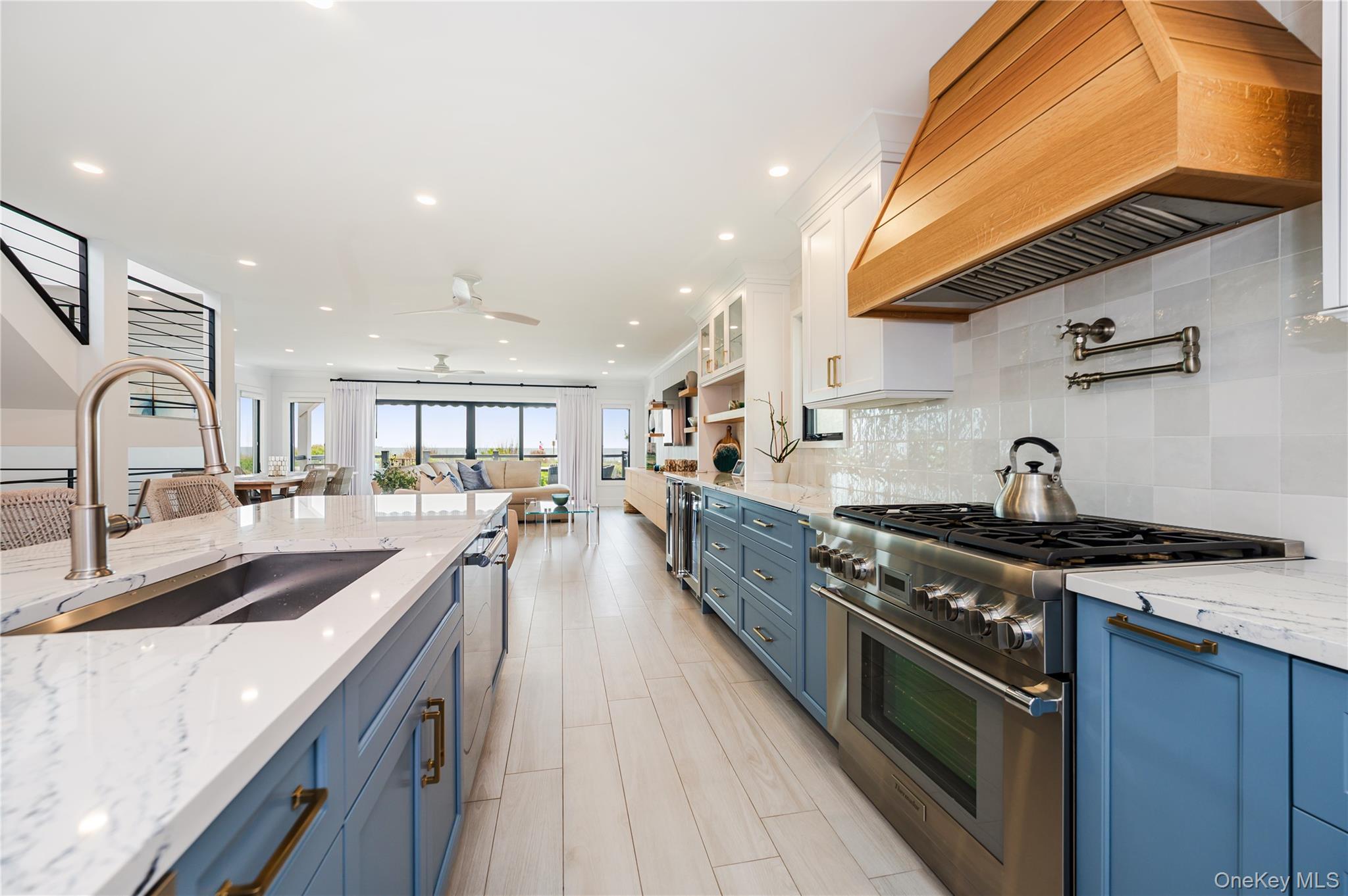 #19 photo, 923 Oceanfront, ナッソー郡 Long Beach , NY 11561