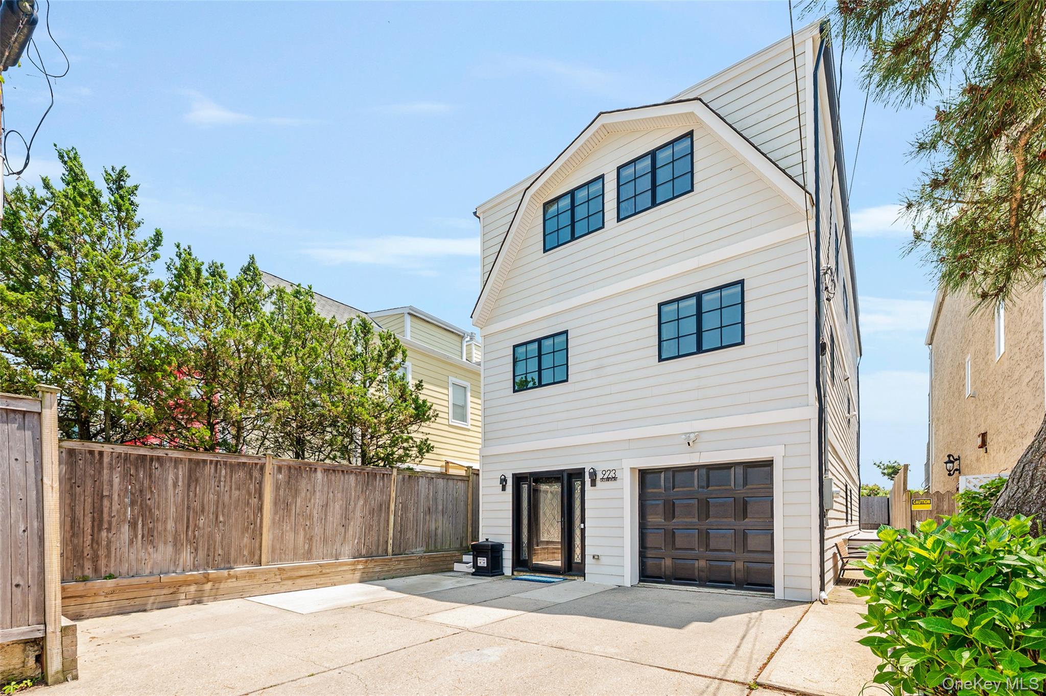 #3 photo, 923 Oceanfront, ナッソー郡 Long Beach , NY 11561