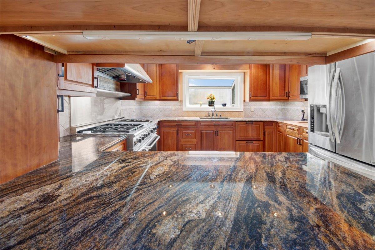 #10 photo, 12 Pilgrim Avenue, Yonkers , NY 10710