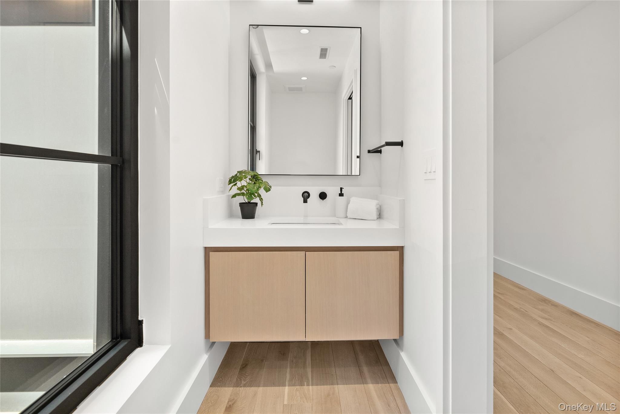 #19 photo, 41 Richmondville Avenue, Call Listing Agent , CT 06880