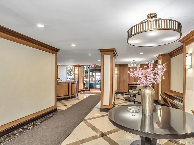 #6 photo, 118-18 Union Turnpike, クイーンズ区 Kew Gardens , NY 11415