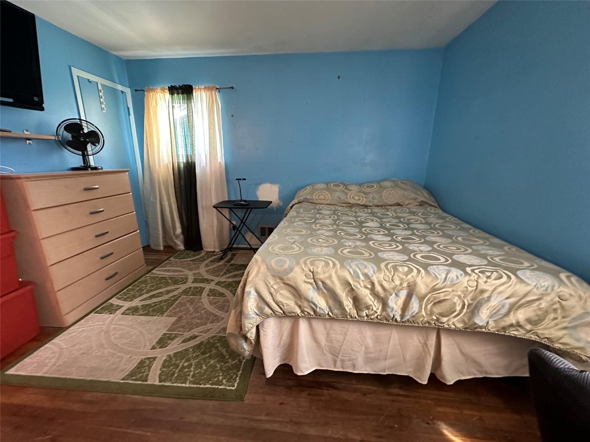 #14 photo, 919 Pinelake Drive, West Hempstead , NY 11552