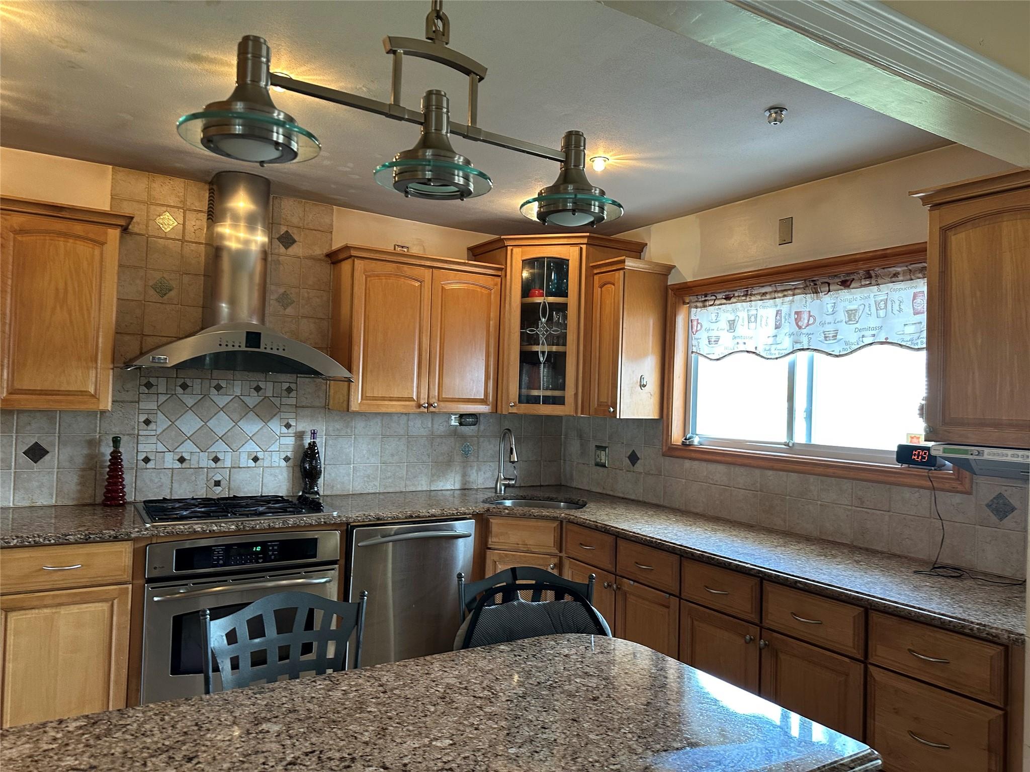 #20 photo, 919 Pinelake Drive, West Hempstead , NY 11552