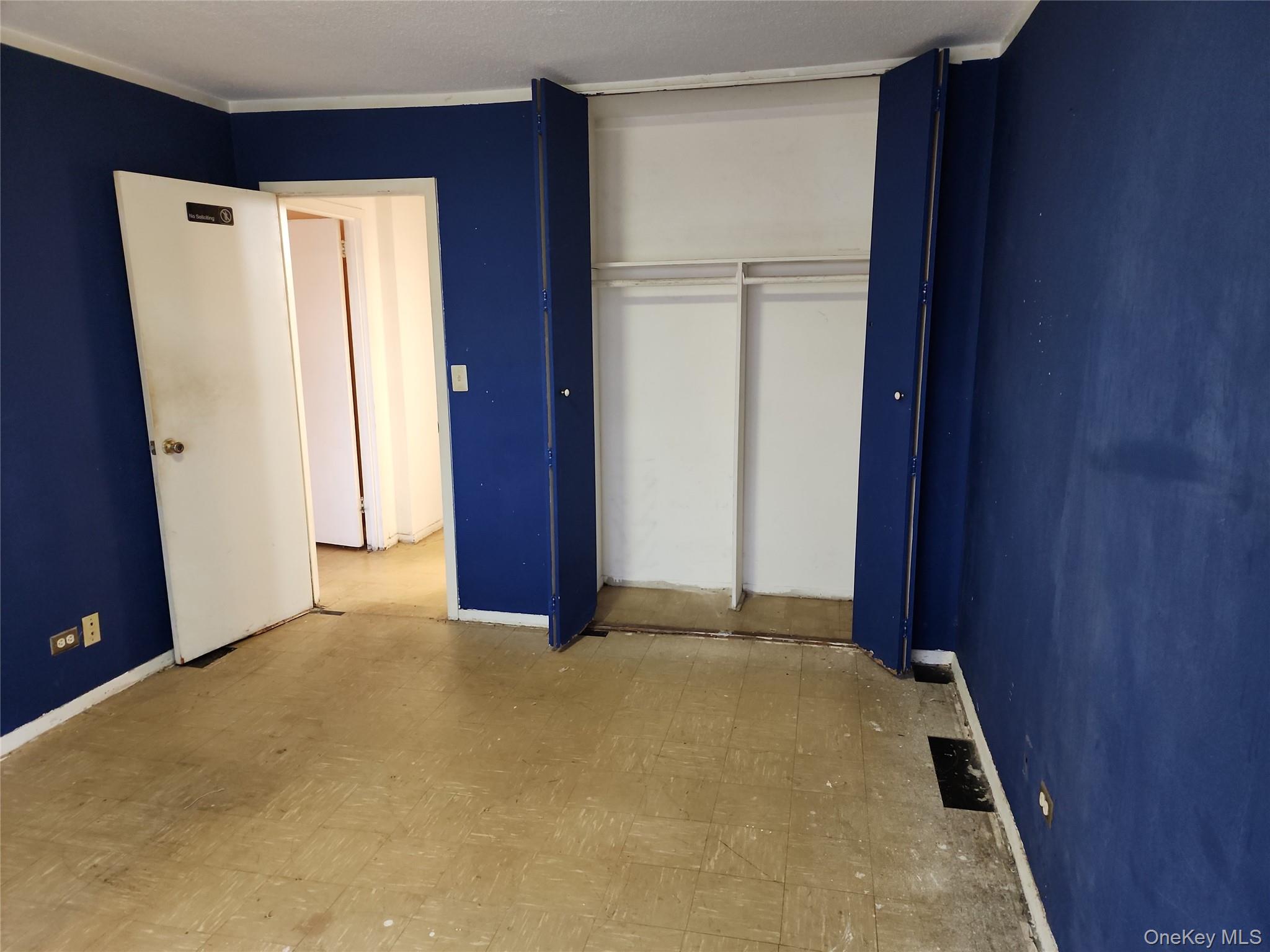 #10 photo, 2550 Olinville Avenue, ブロンクス区 Bronx , NY 10467